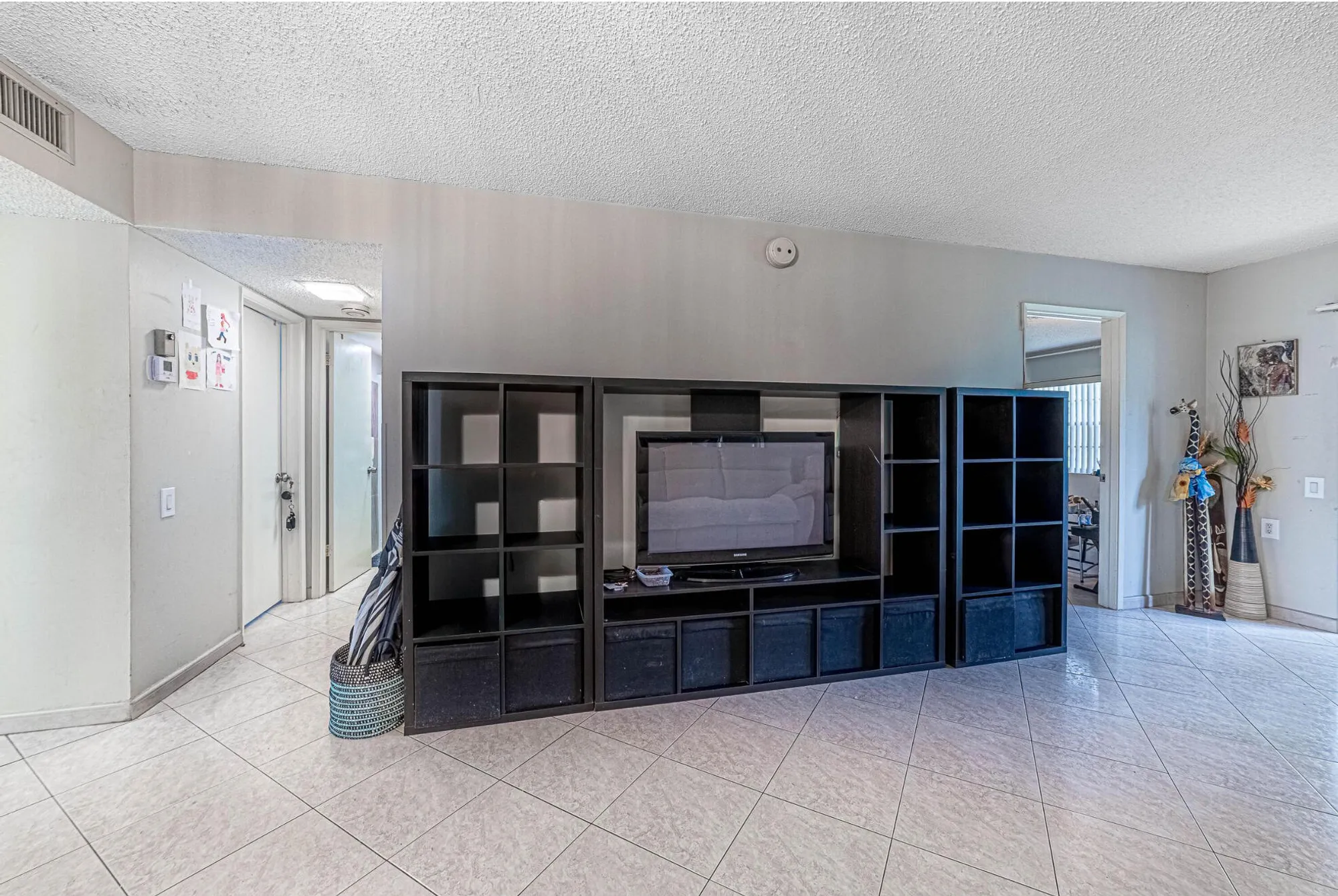 Property Slideshow image 23 of 45 | 2702 nassau bnd apt b1, Coconut Creek, FL, 33066