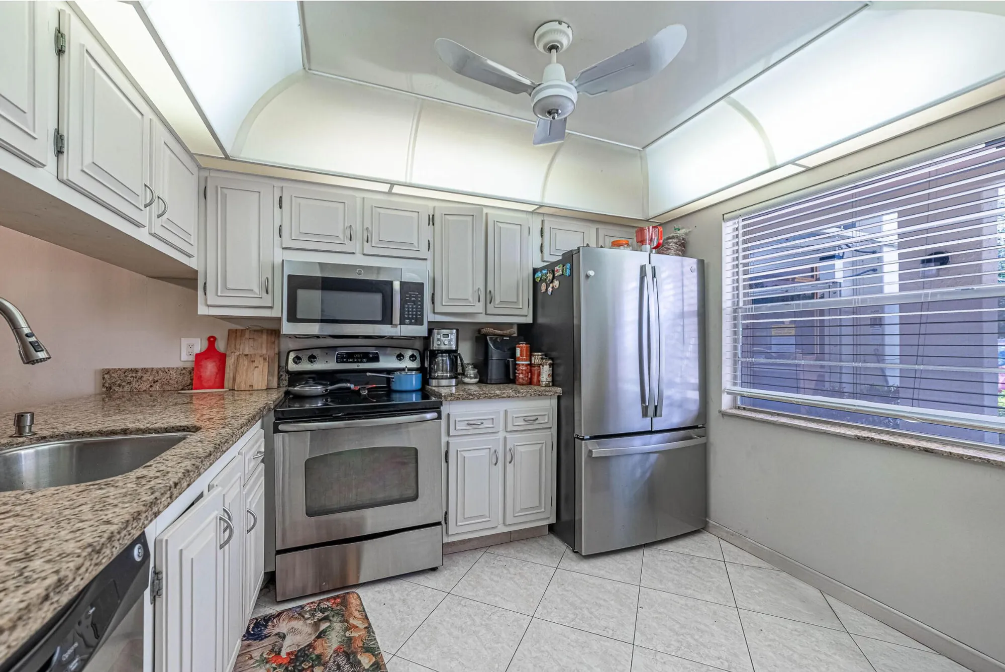 Property Slideshow image 24 of 45 | 2702 nassau bnd apt b1, Coconut Creek, FL, 33066