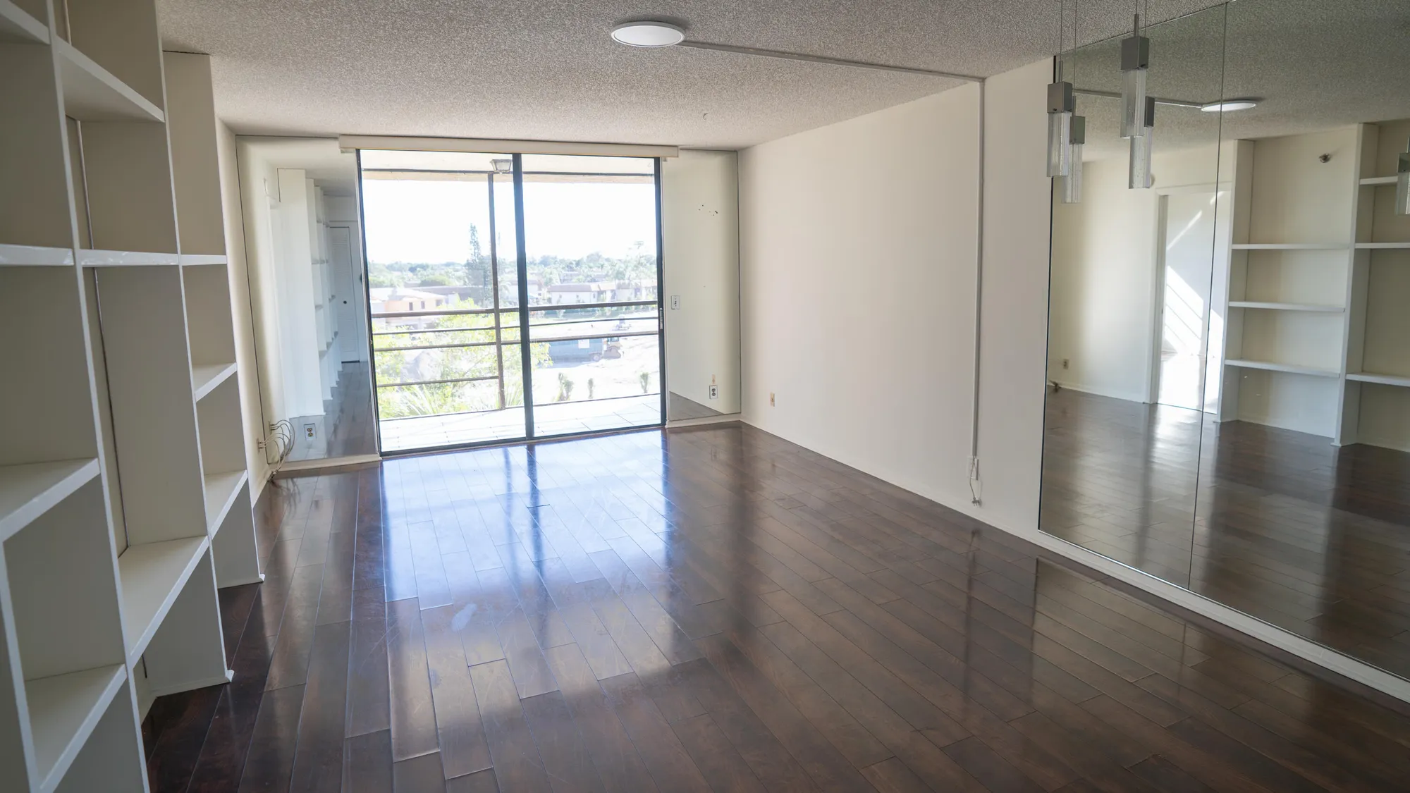 Property Slideshow image 2 of 21 | 4640 lucerne lakes blvd 506, Lake Worth, FL, 33467