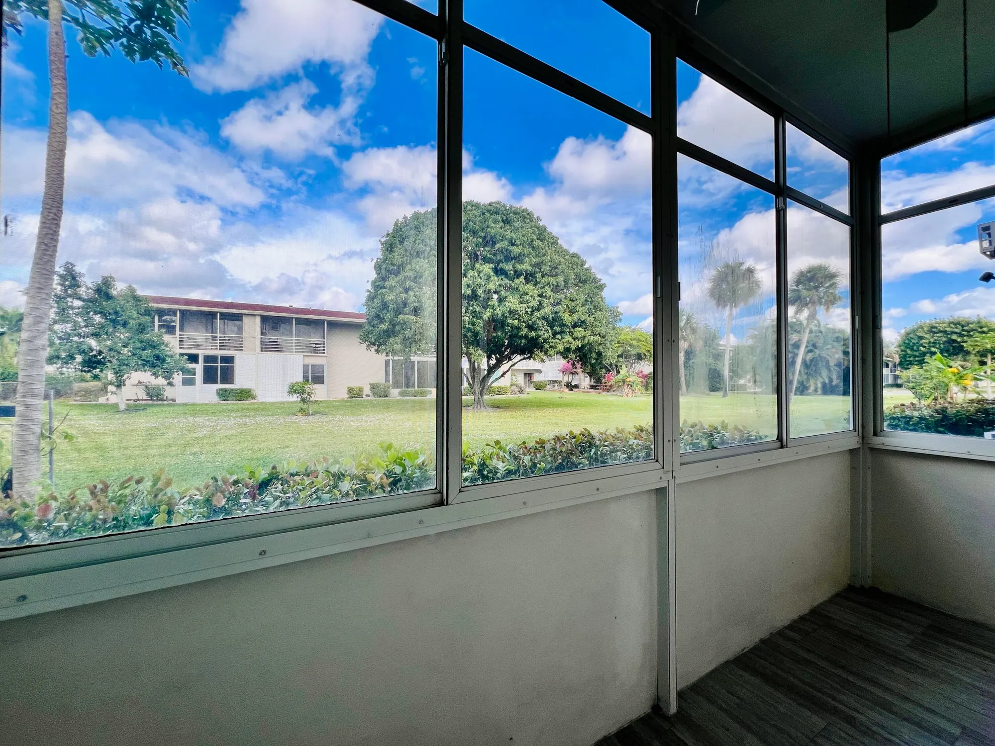 Property Slideshow image 7 of 13 | 50 coventry c, West Palm Beach, FL, 33417