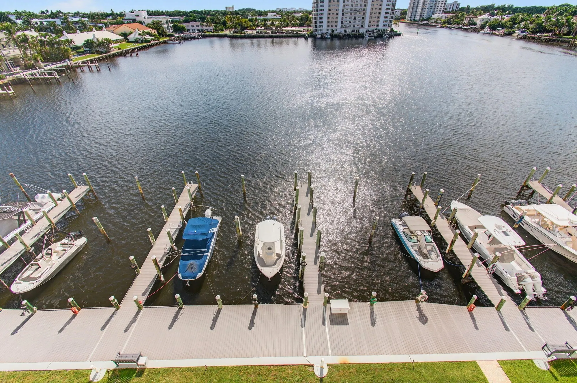 Property Slideshow image 8 of 82 | 220 macfarlane dr s-604, Delray Beach, FL, 33483