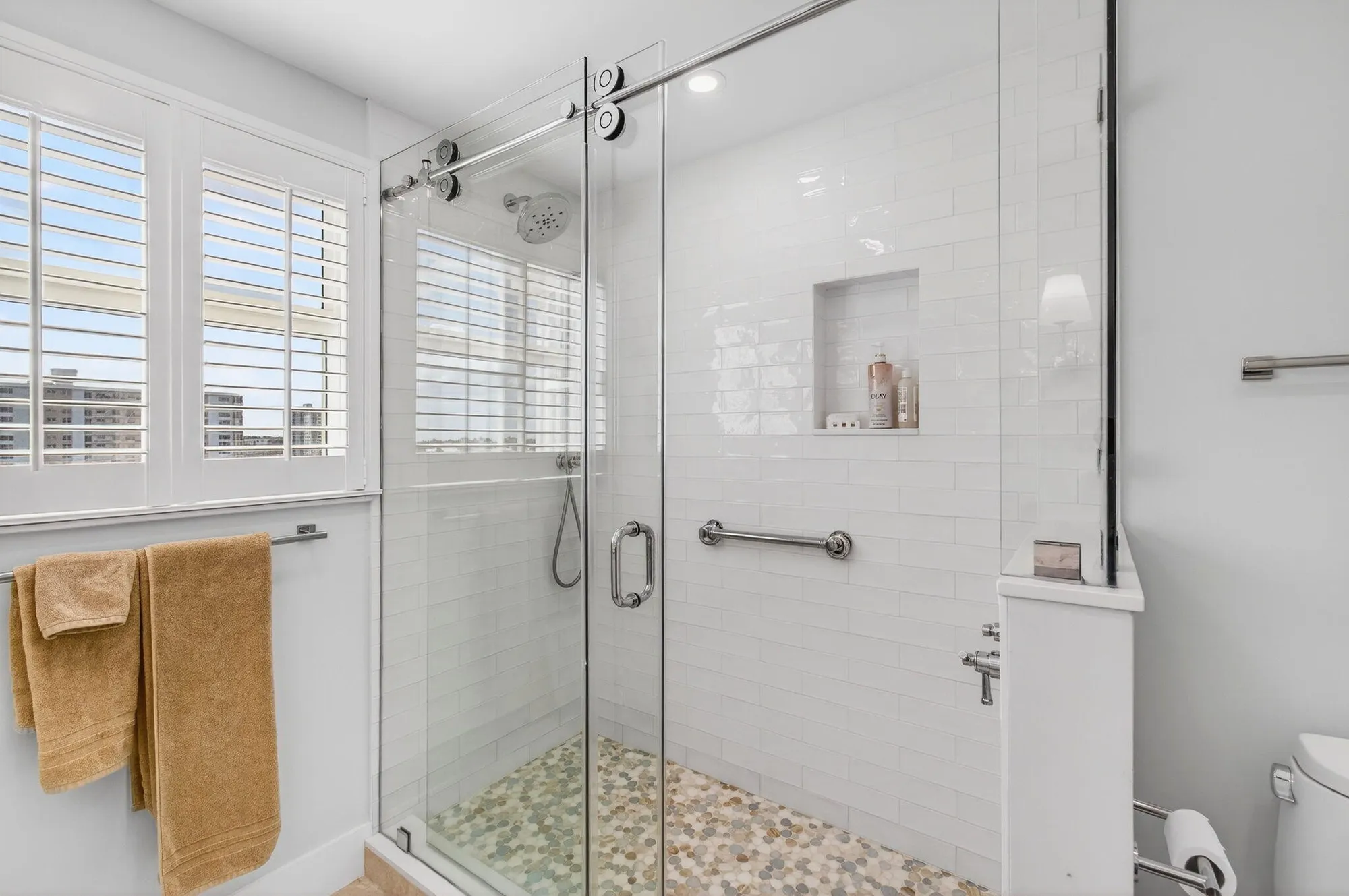 Property Slideshow image 38 of 82 | 220 macfarlane dr s-604, Delray Beach, FL, 33483