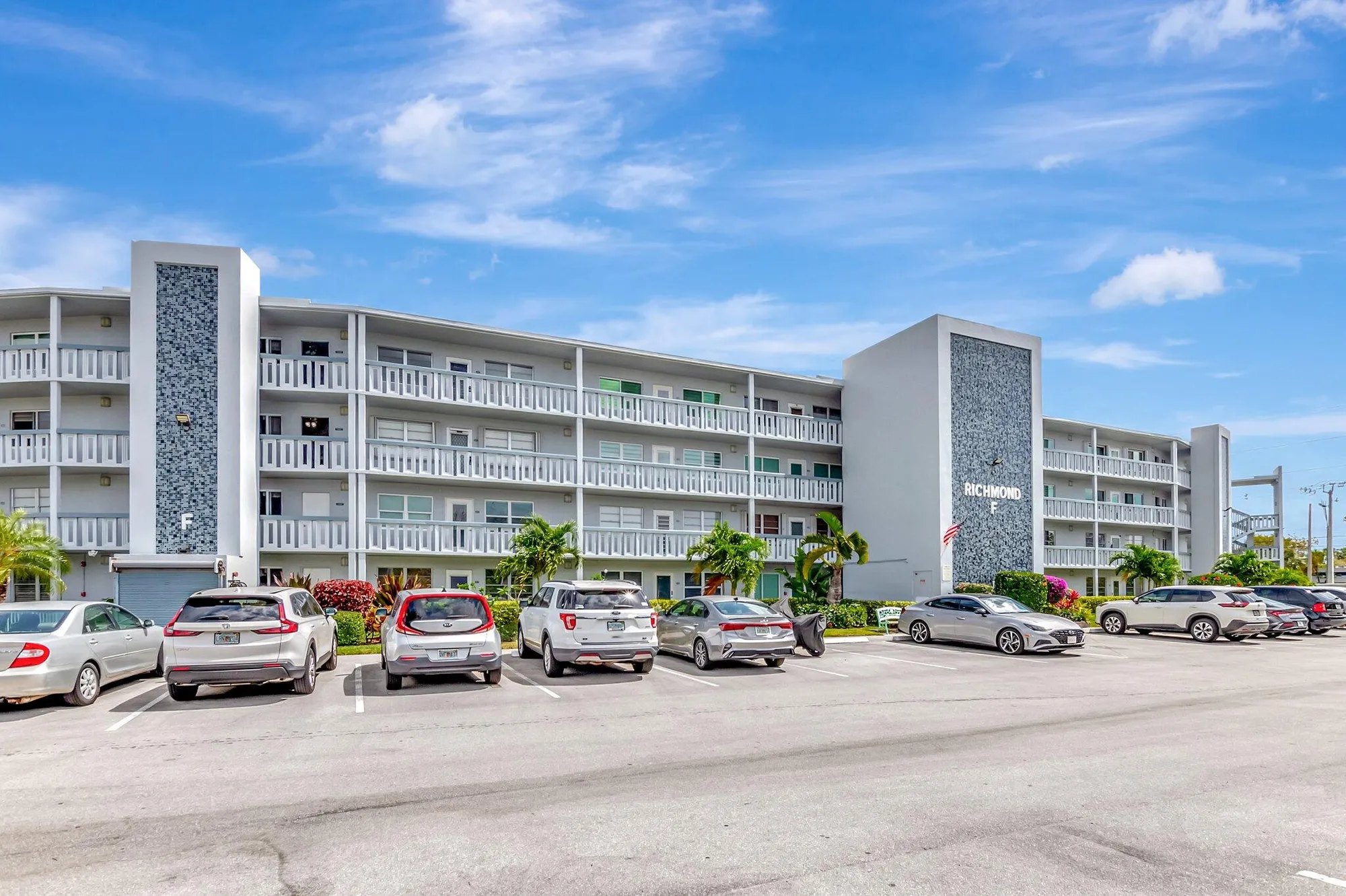 Property Slideshow image 2 of 53 | 453 richmond f # 453, Deerfield Beach, FL, 33442