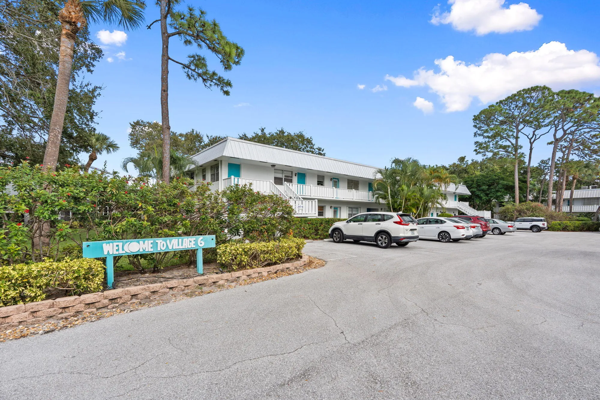 Property Slideshow image 1 of 26 | 2929 se ocean blvd 104-4, Stuart, FL, 34996