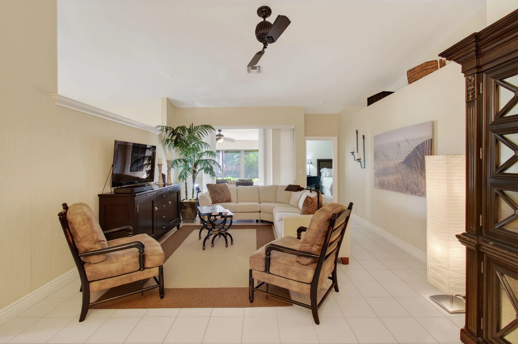 Property Slideshow image 6 of 43 | 4690 catamaran cir, Boynton Beach, FL, 33436