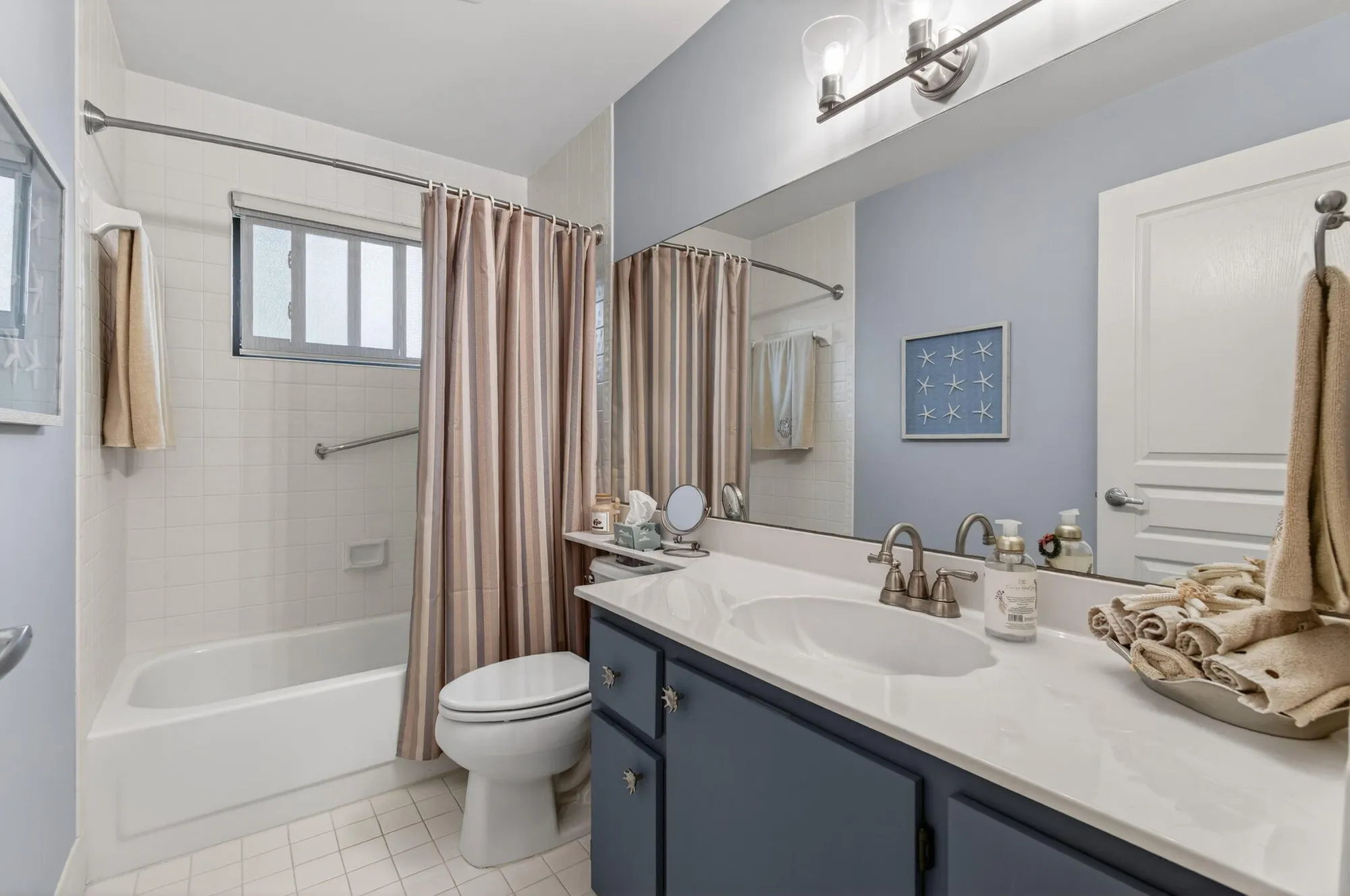 Property Slideshow image 34 of 43 | 4690 catamaran cir, Boynton Beach, FL, 33436
