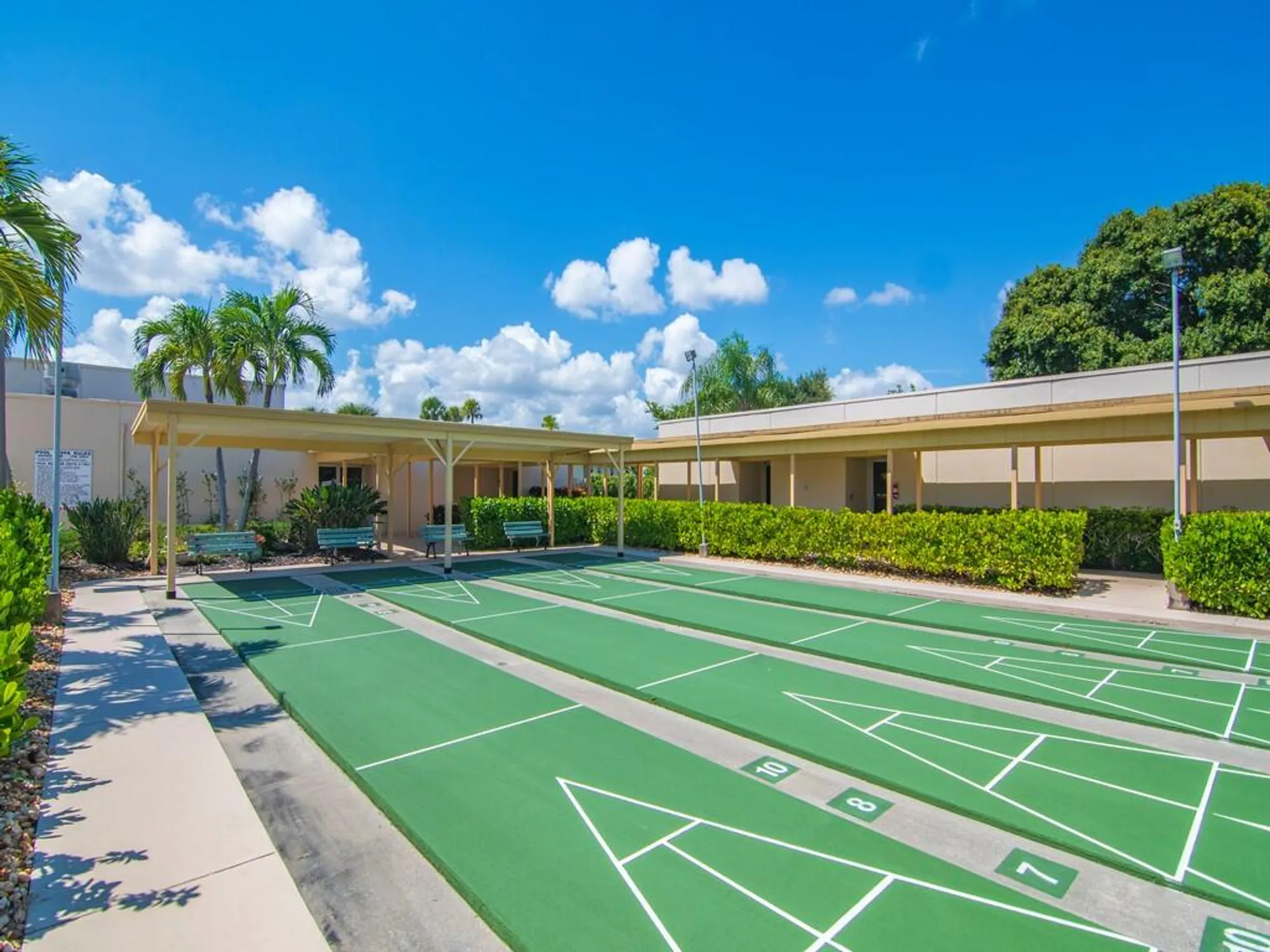 Property Slideshow image 29 of 40 | 21 vista gardens trl apt 104, Vero Beach, FL, 32962