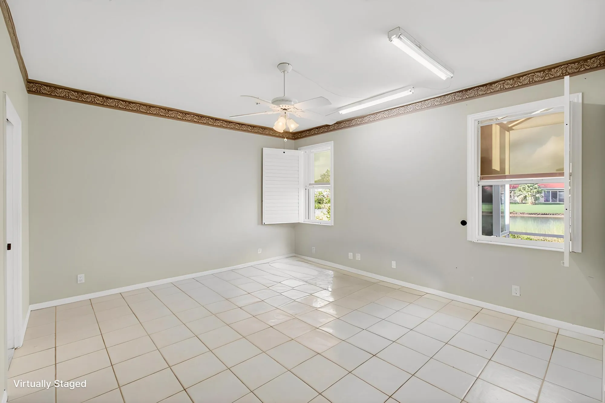 Property Slideshow image 10 of 67 | 10845 royal caribbean cir, Boynton Beach, FL, 33437