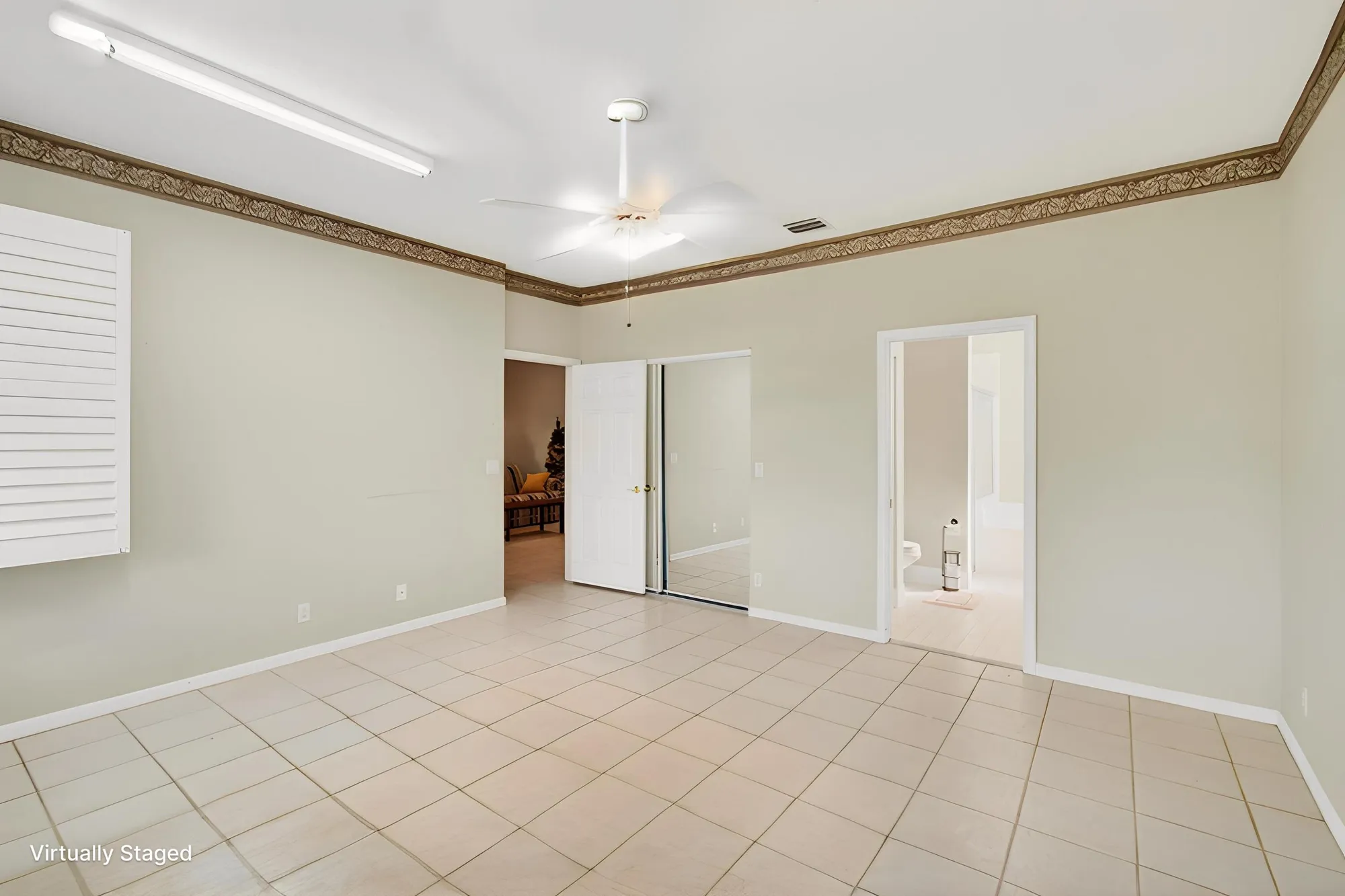 Property Slideshow image 12 of 67 | 10845 royal caribbean cir, Boynton Beach, FL, 33437