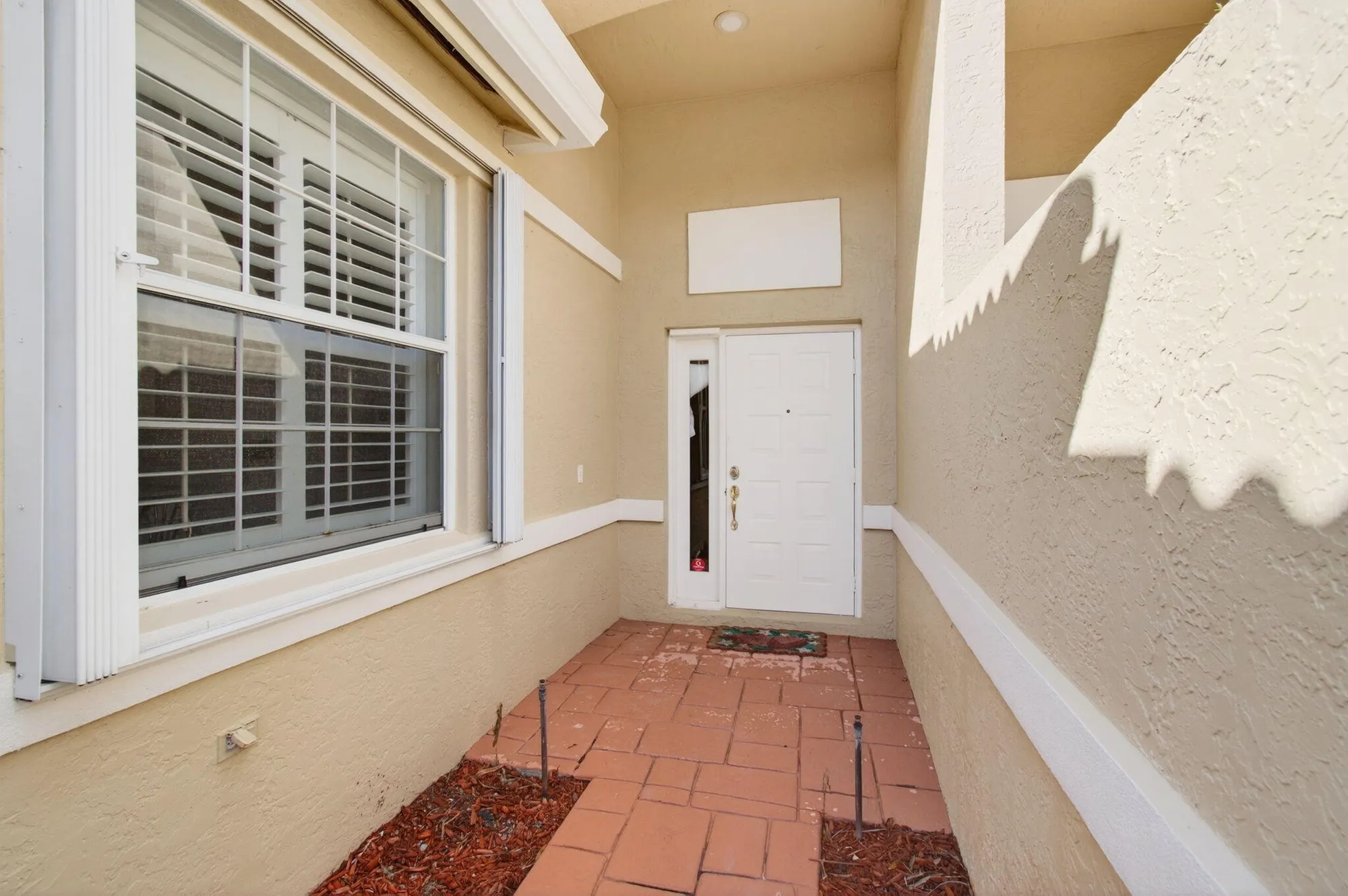 Property Slideshow image 17 of 67 | 10845 royal caribbean cir, Boynton Beach, FL, 33437