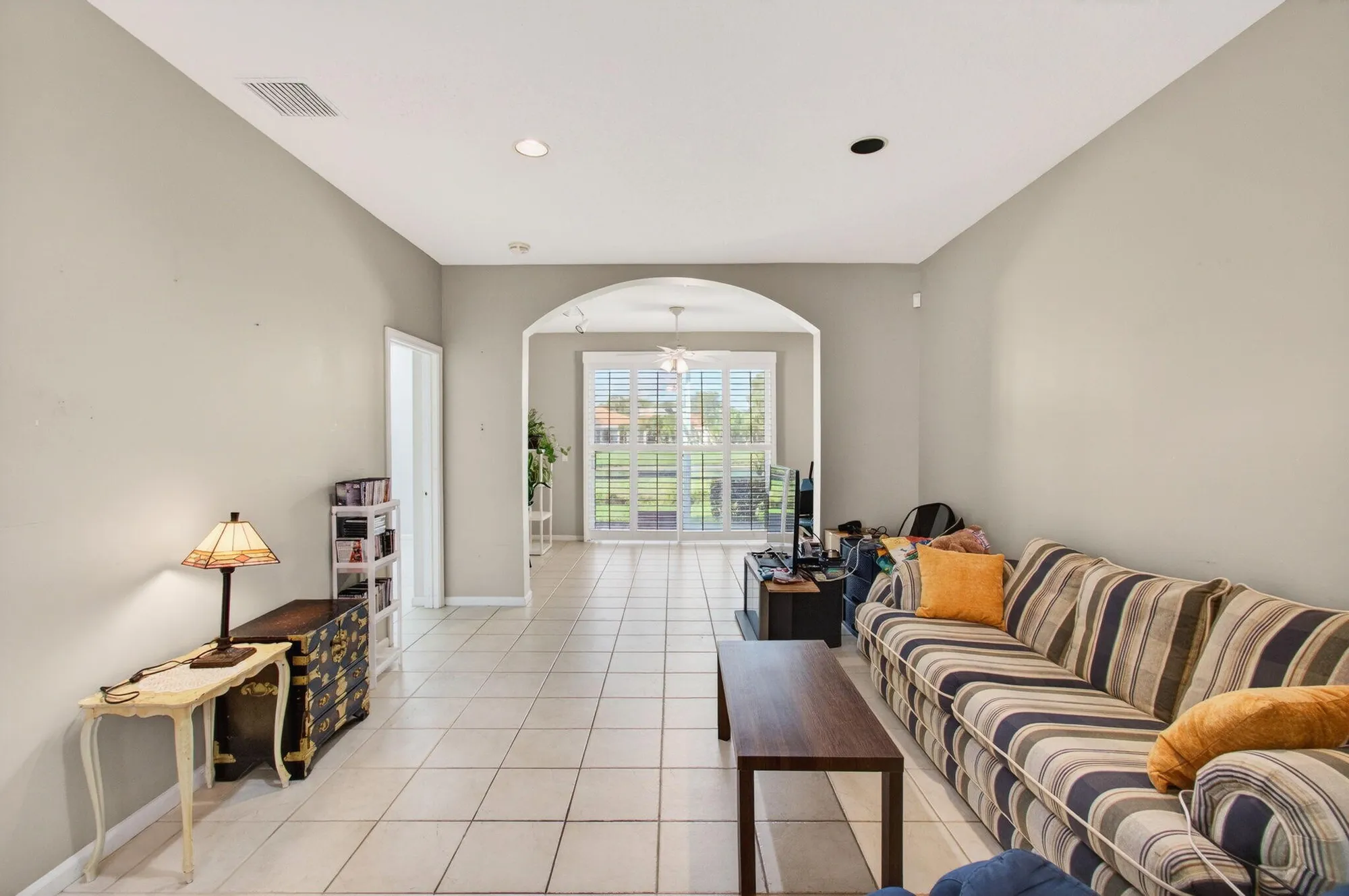 Property Slideshow image 27 of 67 | 10845 royal caribbean cir, Boynton Beach, FL, 33437