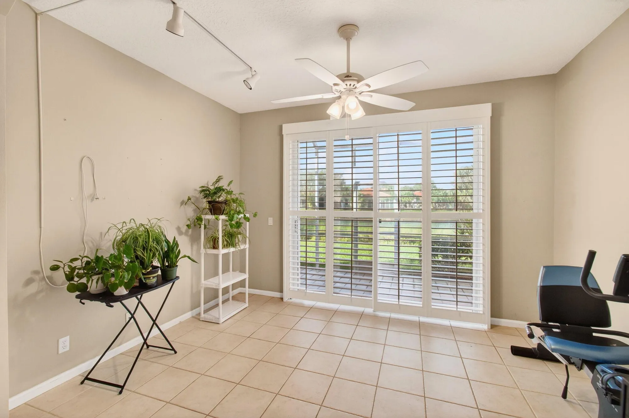 Property Slideshow image 29 of 67 | 10845 royal caribbean cir, Boynton Beach, FL, 33437