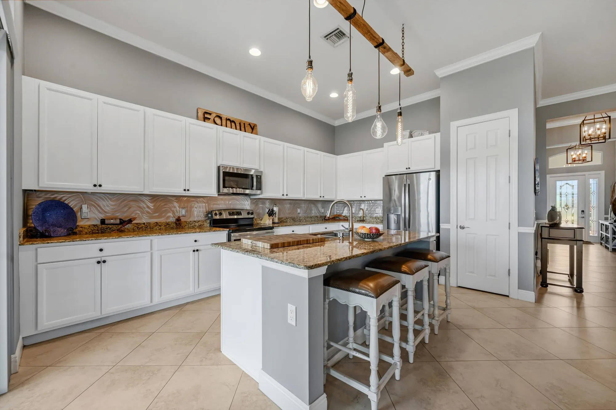 Property Slideshow image 23 of 50 | 18024 sw cosenza way, Port Saint Lucie, FL, 34986