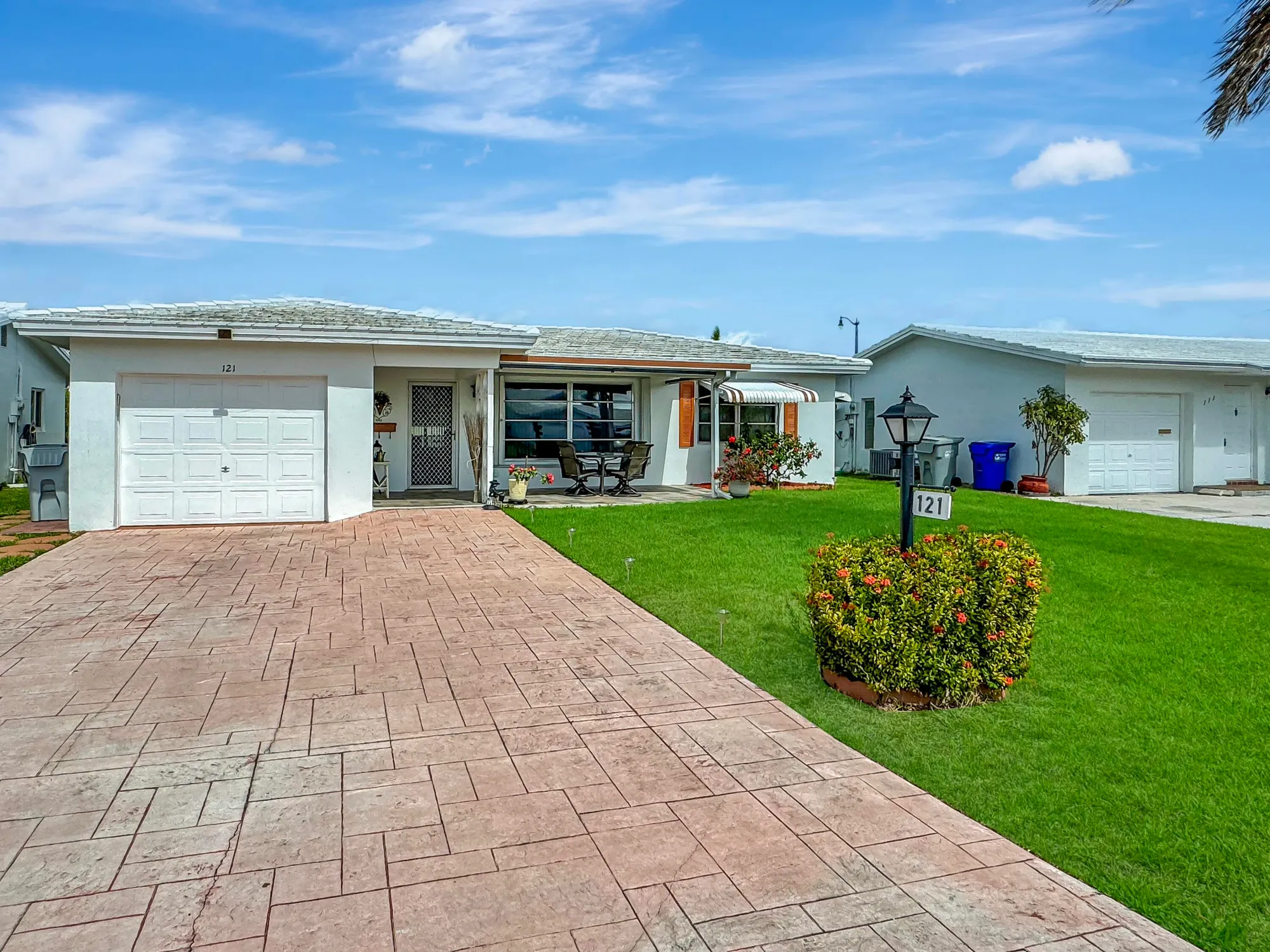 Property Slideshow image 8 of 29 | 121 nw 31st ct, Pompano Beach, FL, 33064