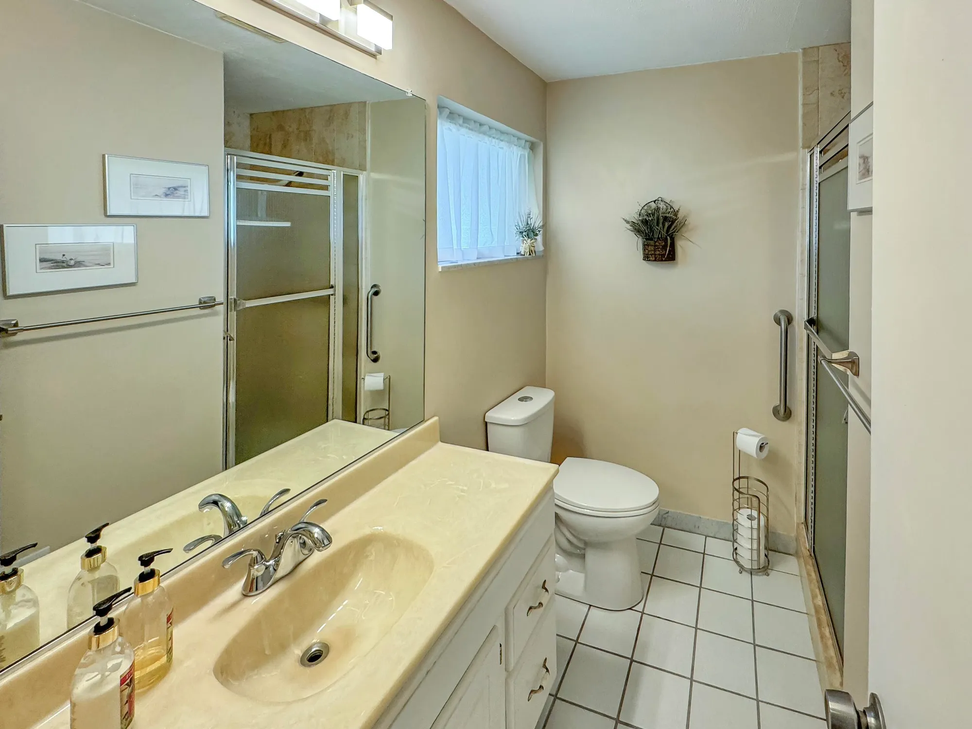 Property Slideshow image 21 of 29 | 121 nw 31st ct, Pompano Beach, FL, 33064