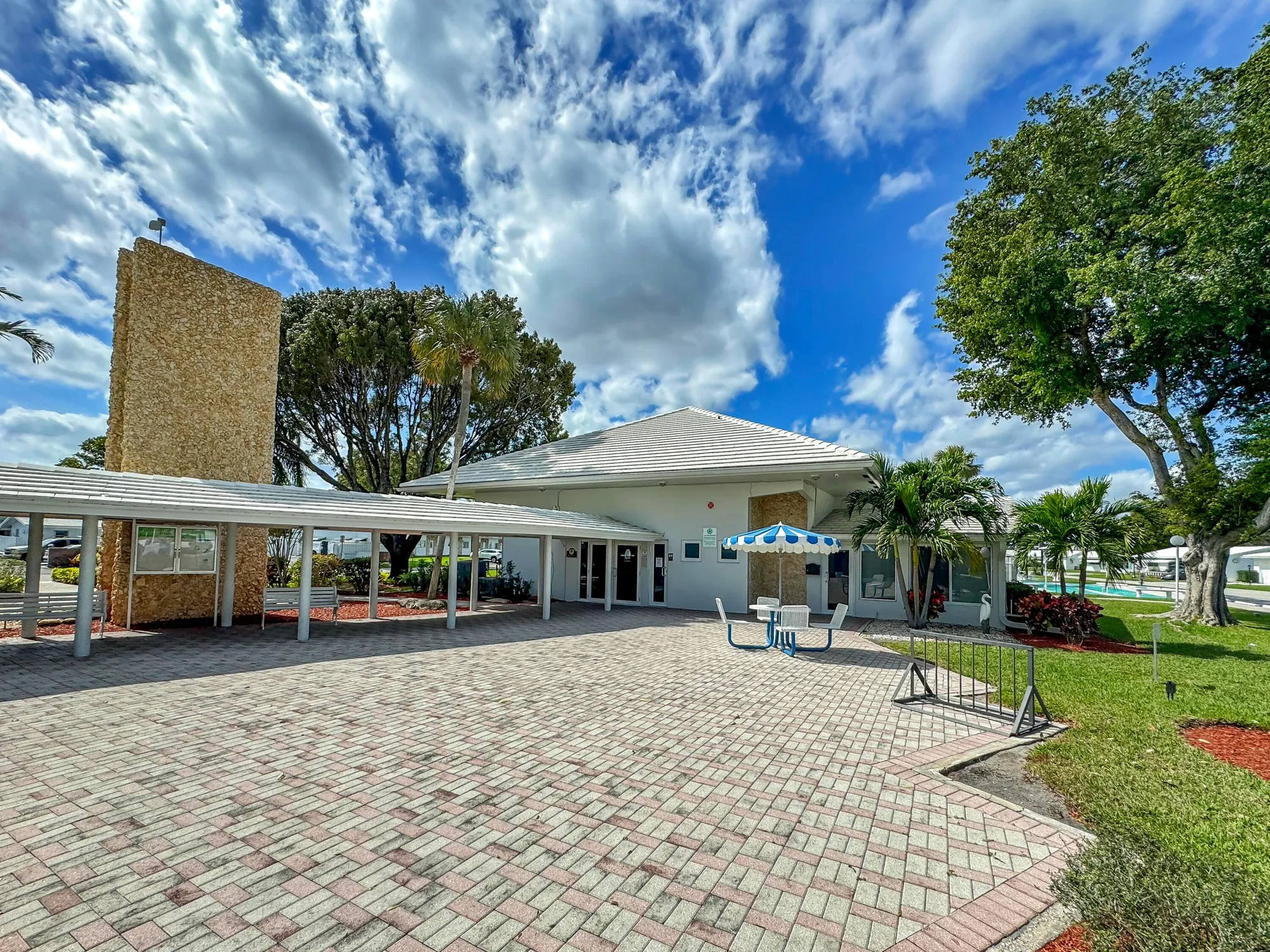 Property Slideshow image 25 of 29 | 121 nw 31st ct, Pompano Beach, FL, 33064