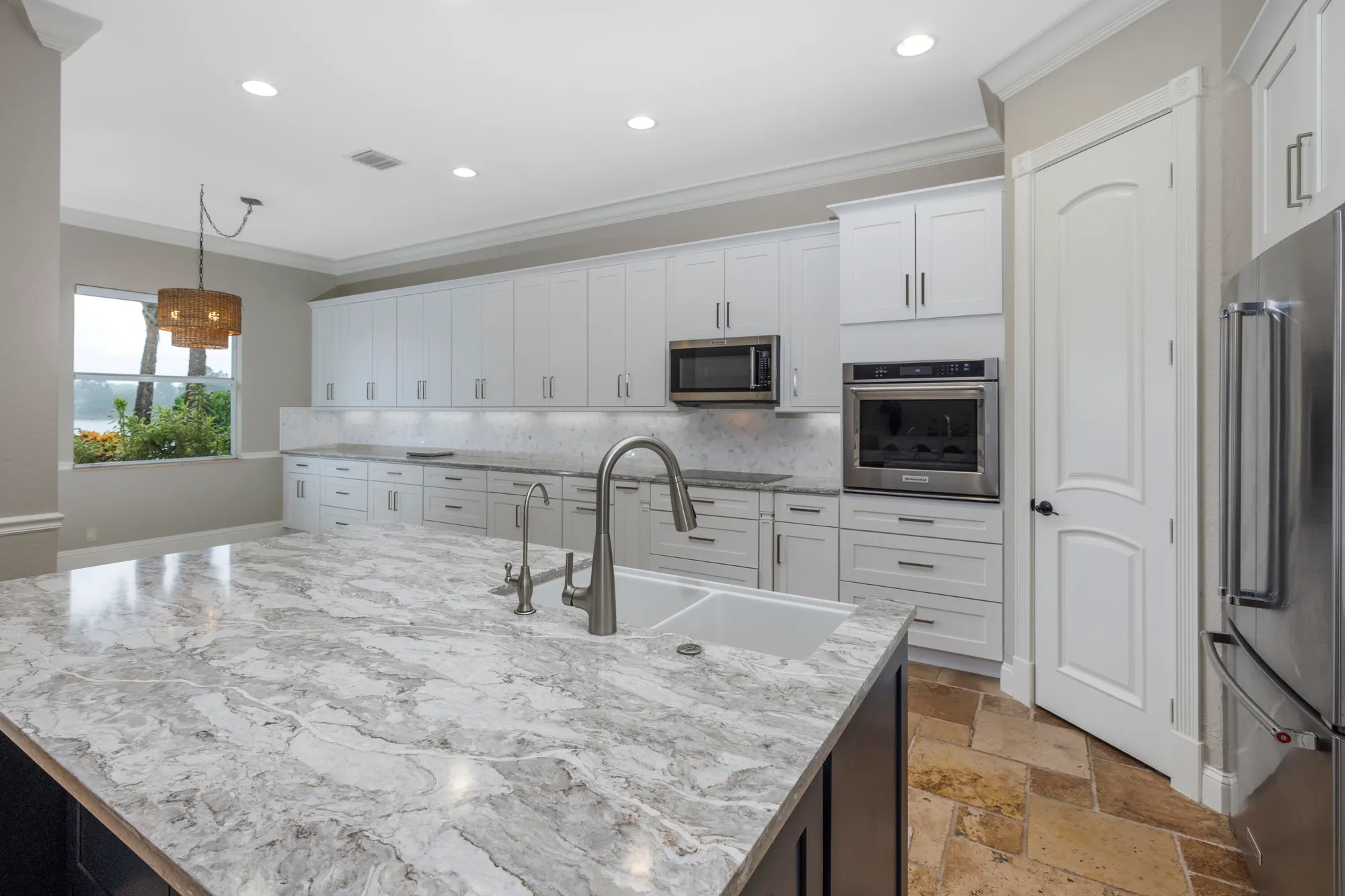 Property Slideshow image 6 of 39 | 912 sw sun cir, Palm City, FL, 34990