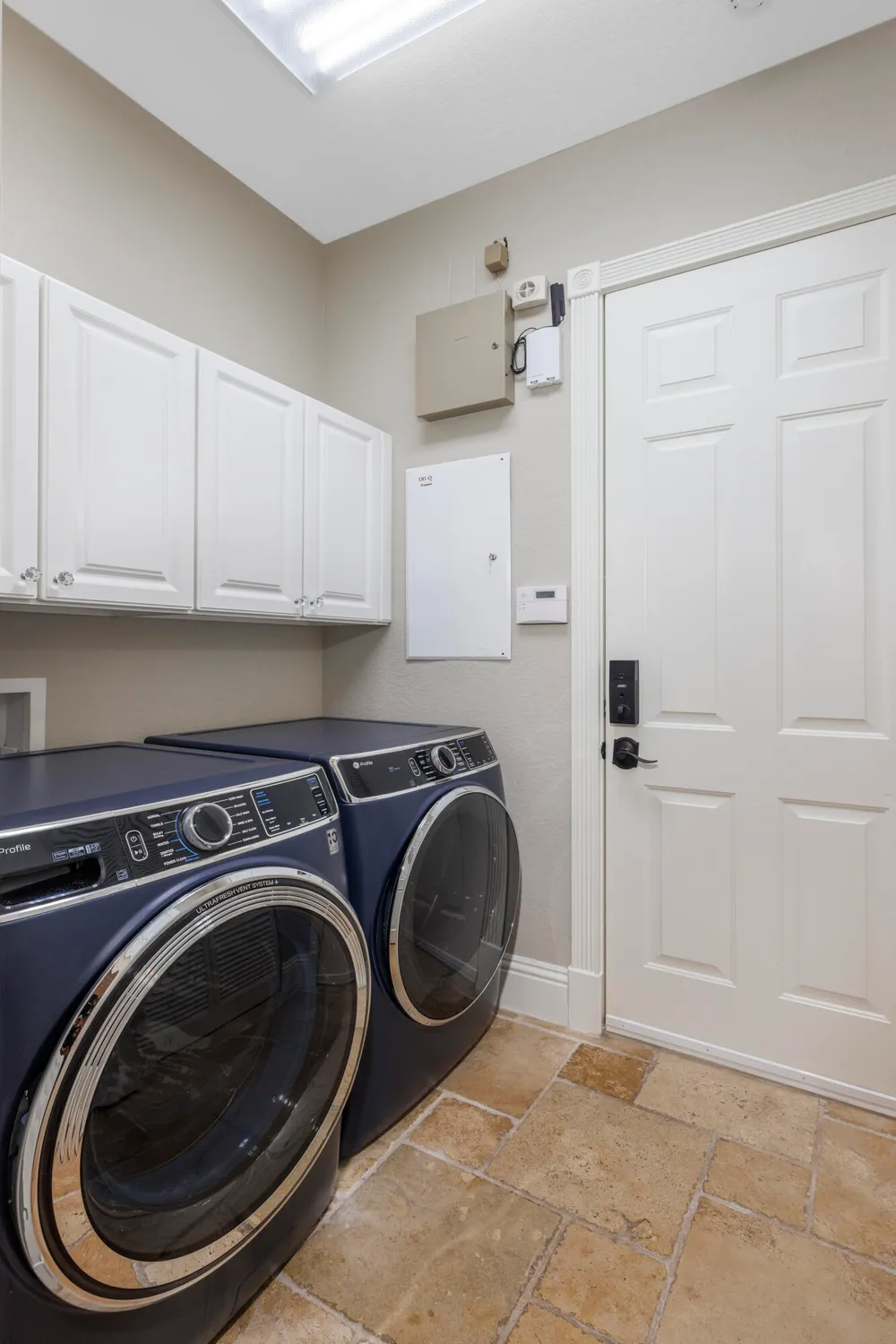 Property Slideshow image 15 of 39 | 912 sw sun cir, Palm City, FL, 34990