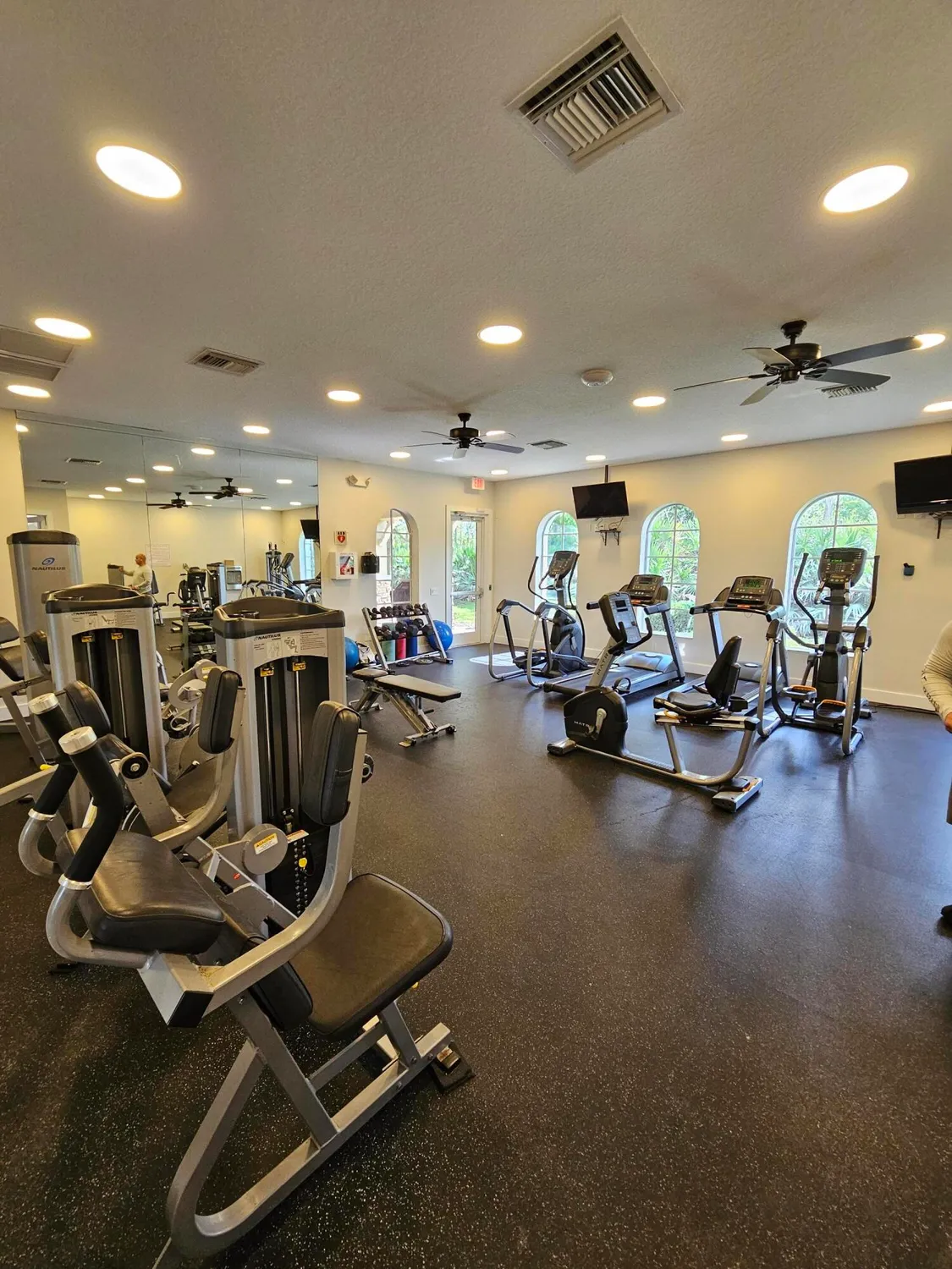 Property Slideshow image 25 of 39 | 912 sw sun cir, Palm City, FL, 34990