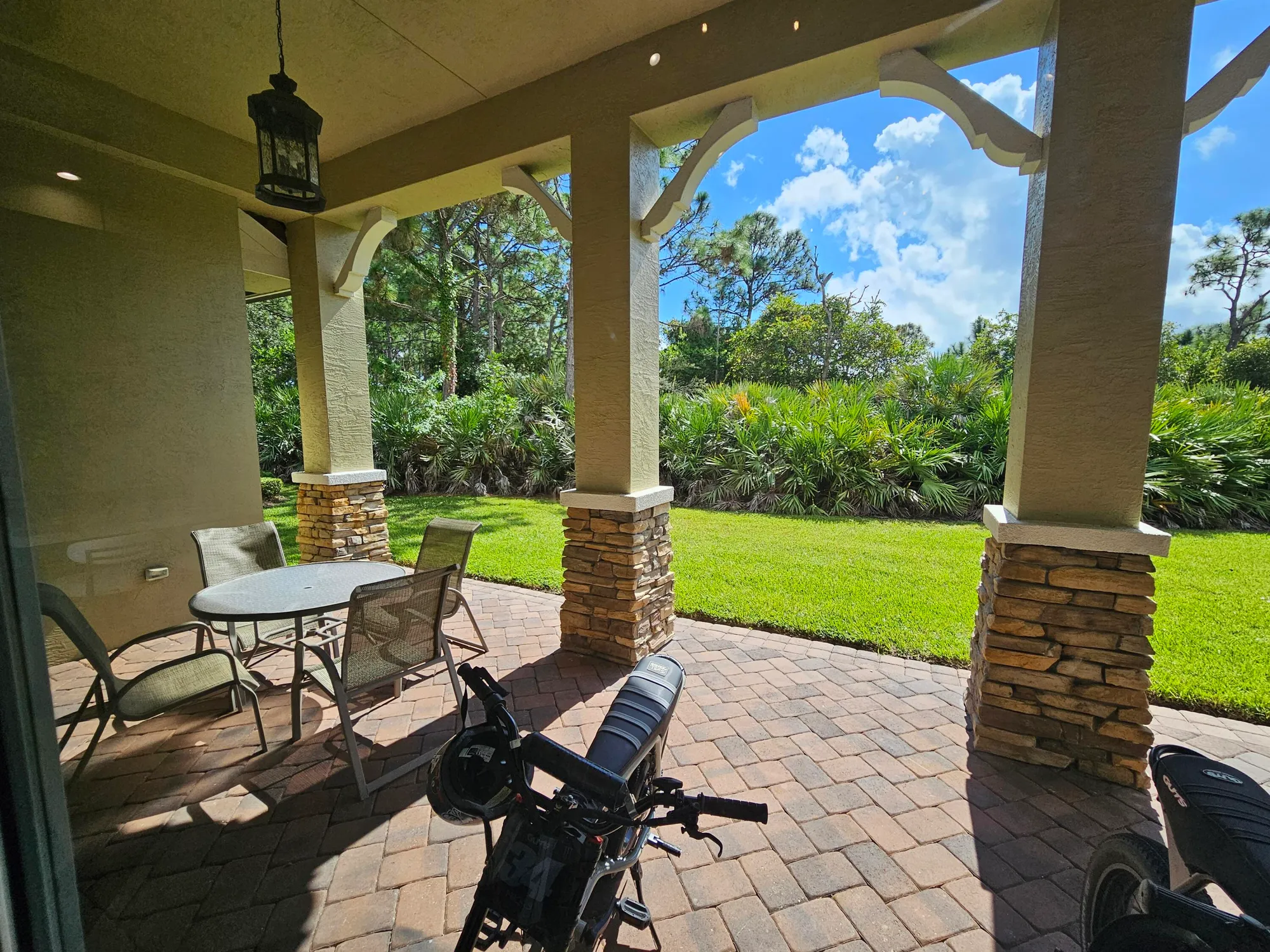 Property Slideshow image 30 of 39 | 912 sw sun cir, Palm City, FL, 34990