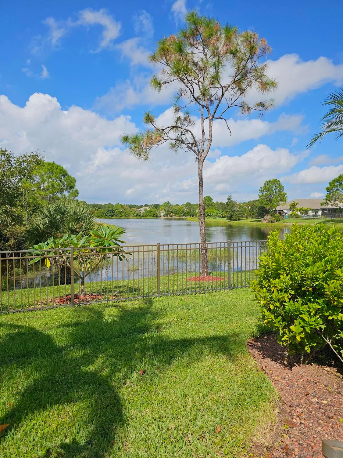 Property Slideshow image 31 of 39 | 912 sw sun cir, Palm City, FL, 34990
