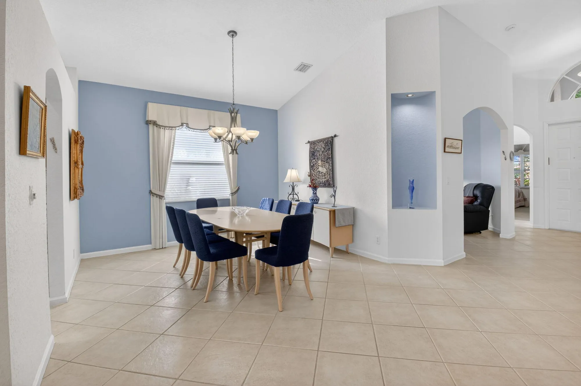 Property Slideshow image 8 of 81 | 10398 gold leaf dr, Boynton Beach, FL, 33437