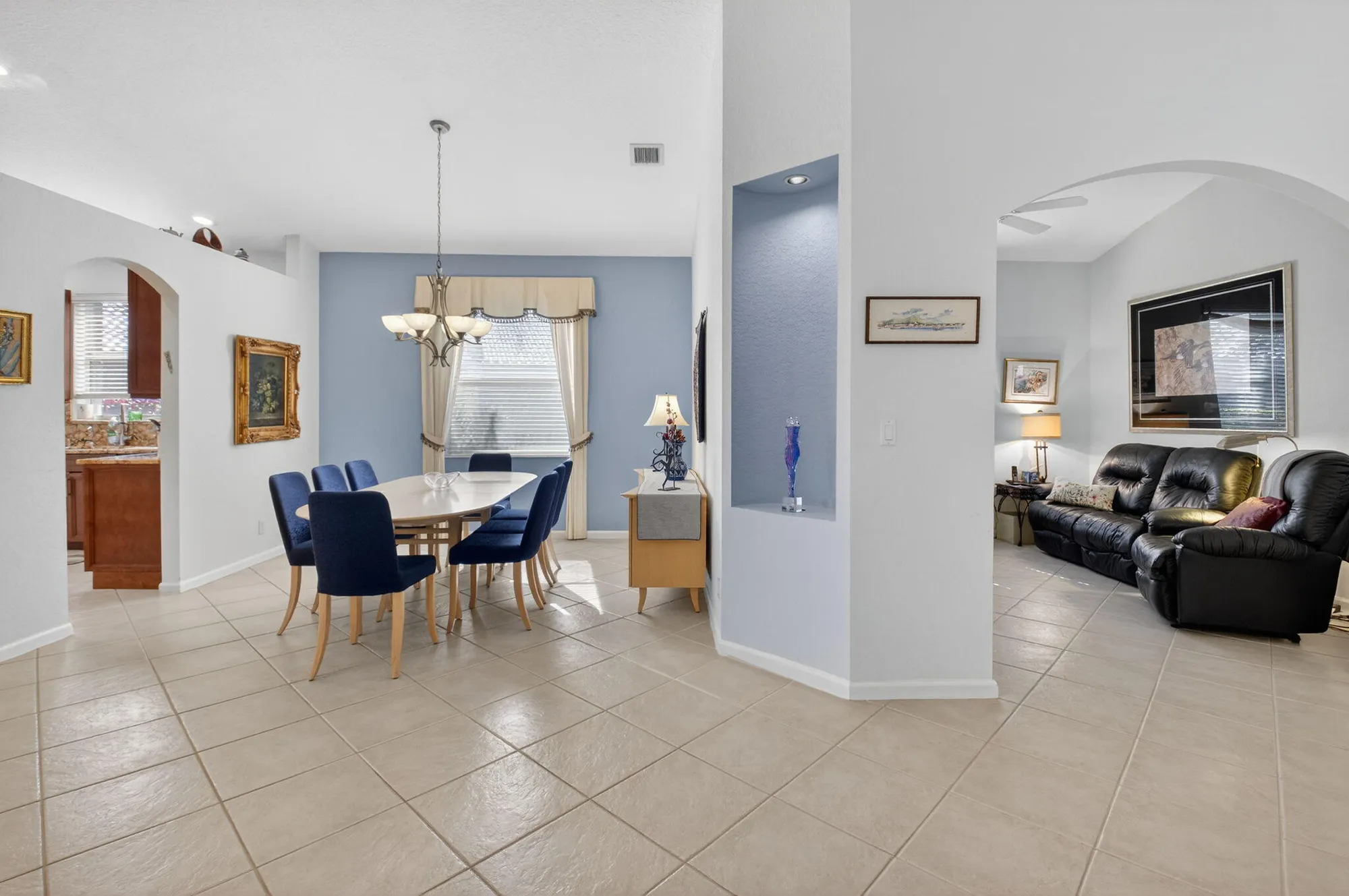 Property Slideshow image 7 of 81 | 10398 gold leaf dr, Boynton Beach, FL, 33437