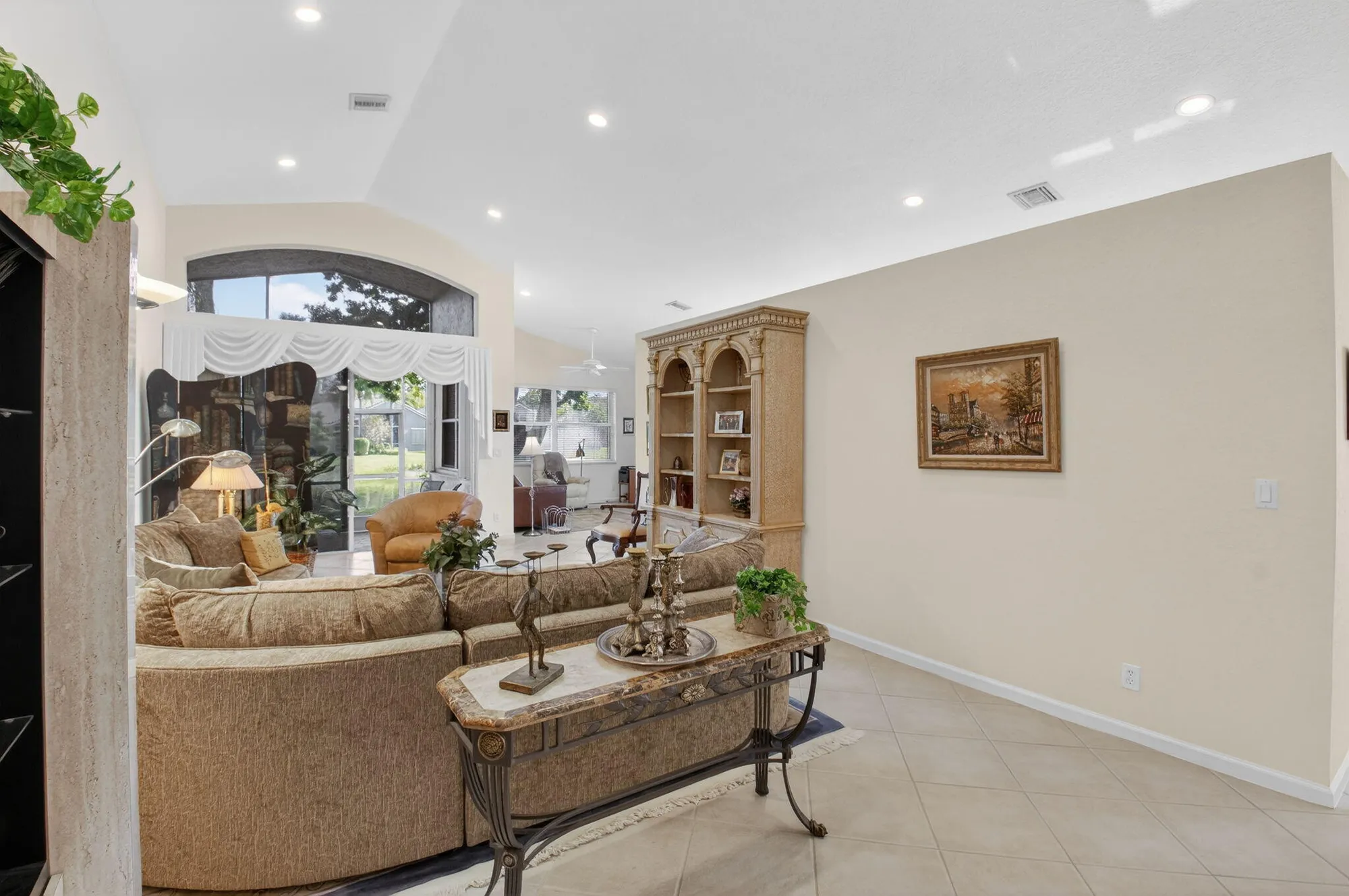 Property Slideshow image 12 of 81 | 10398 gold leaf dr, Boynton Beach, FL, 33437