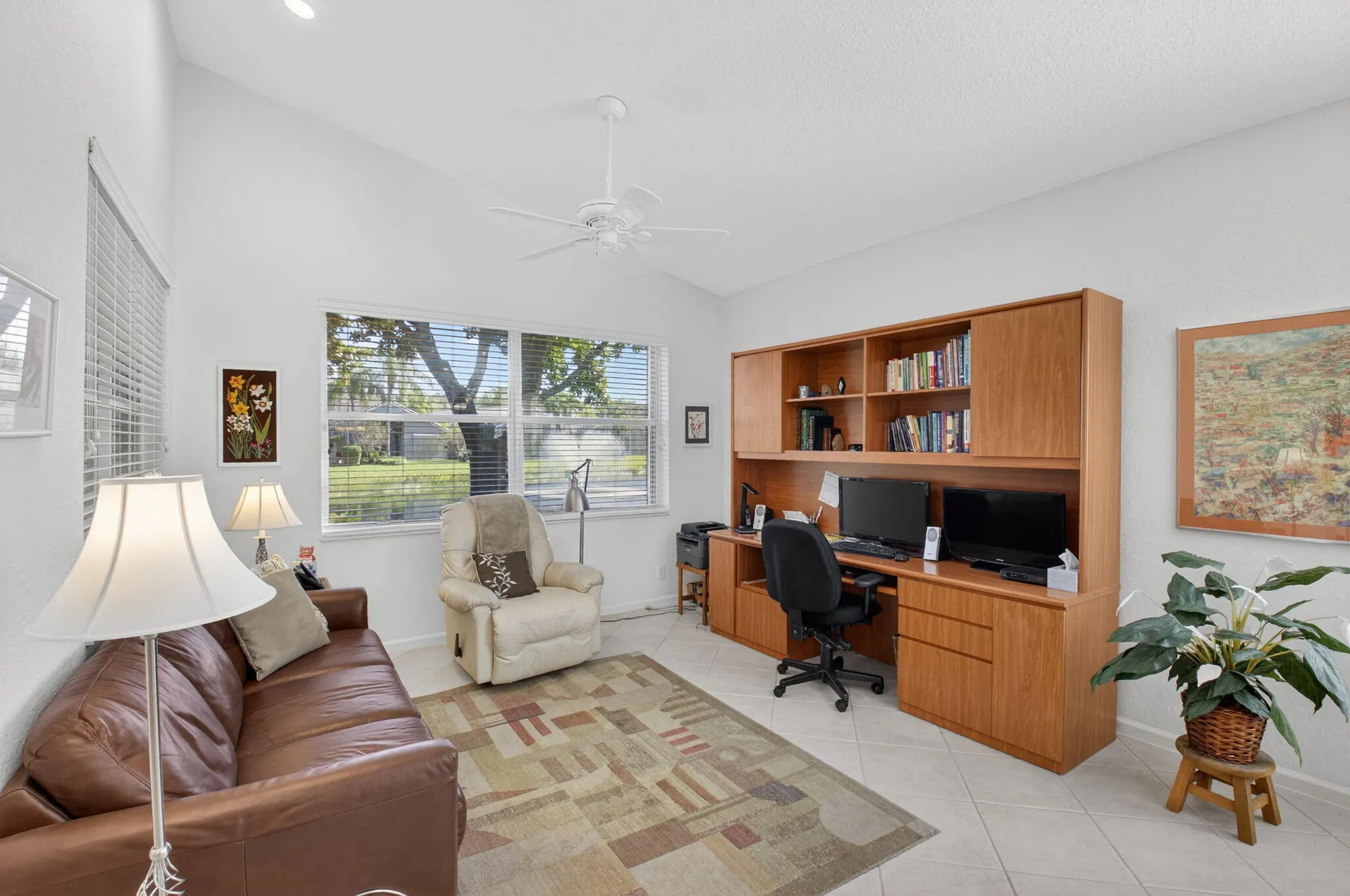 Property Slideshow image 18 of 81 | 10398 gold leaf dr, Boynton Beach, FL, 33437