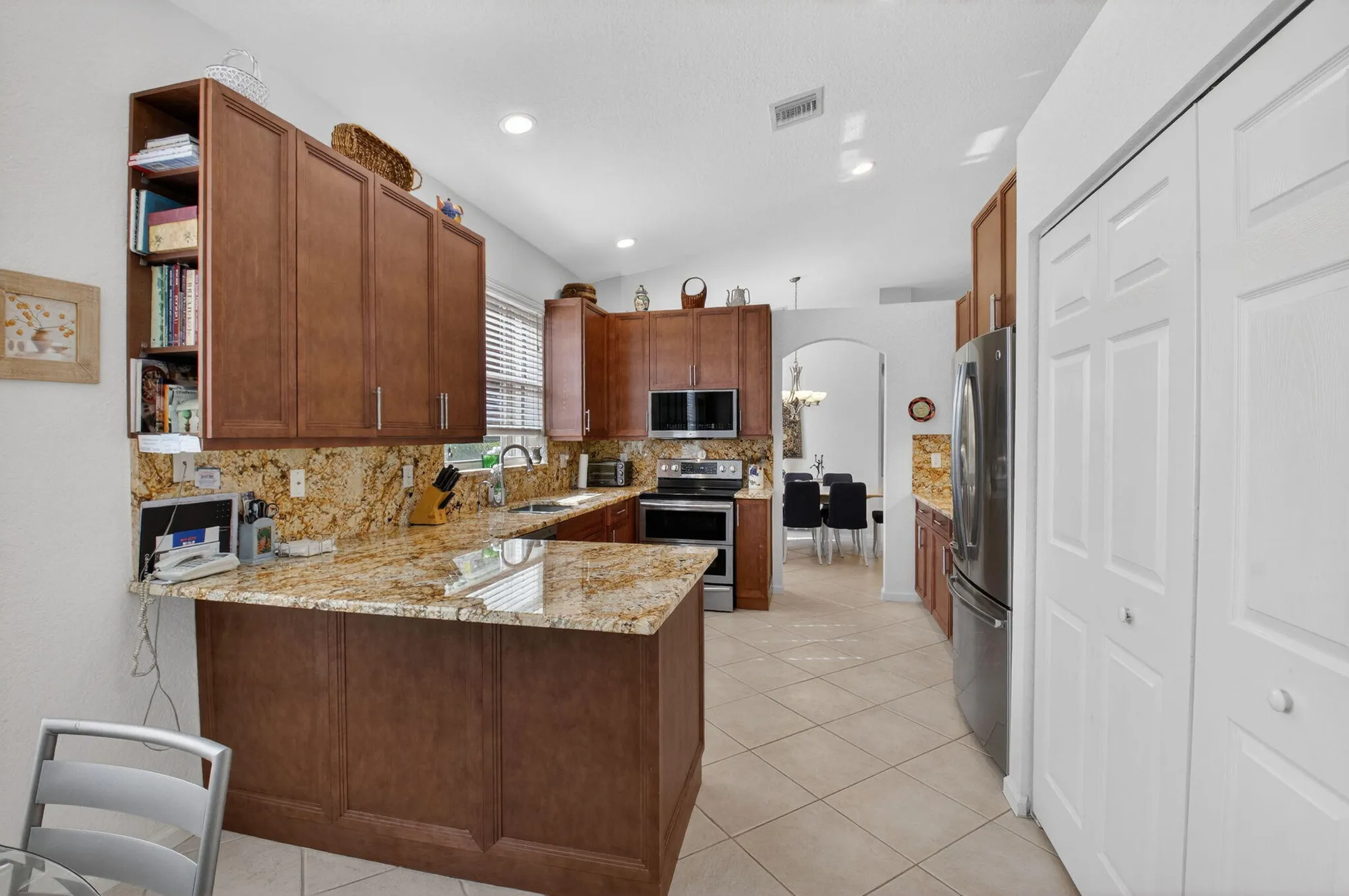 Property Slideshow image 21 of 81 | 10398 gold leaf dr, Boynton Beach, FL, 33437