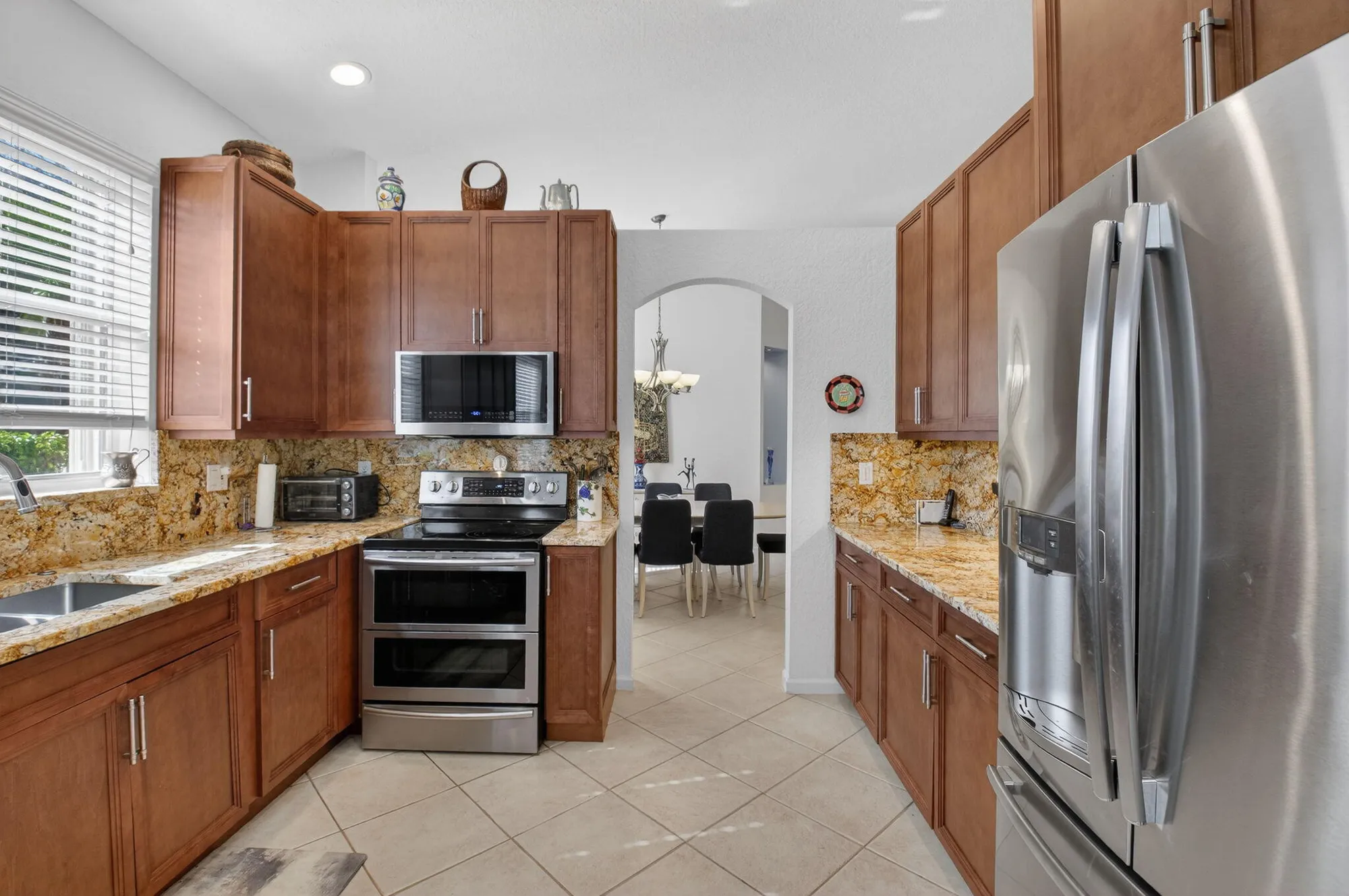 Property Slideshow image 22 of 81 | 10398 gold leaf dr, Boynton Beach, FL, 33437