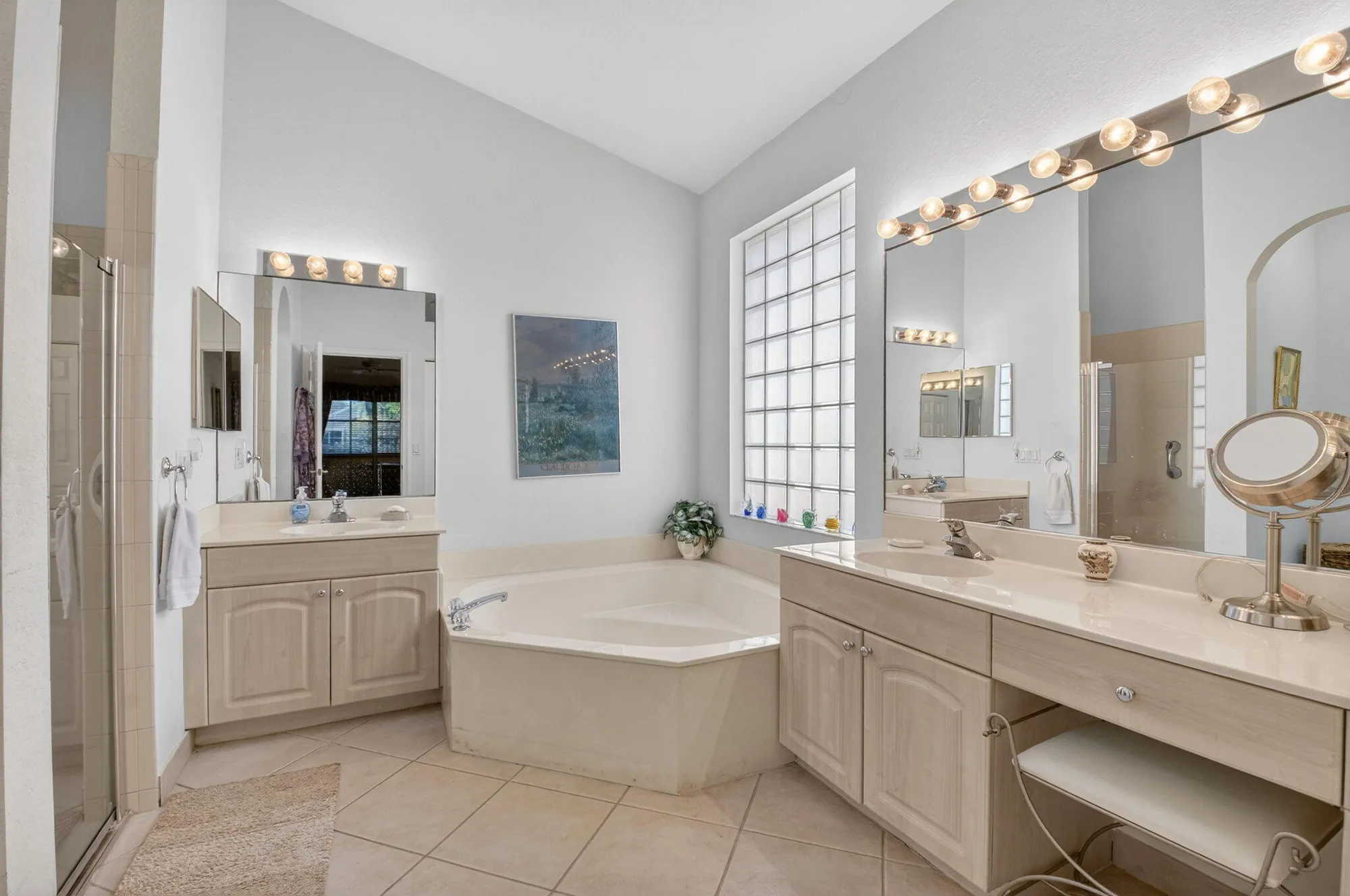 Property Slideshow image 31 of 81 | 10398 gold leaf dr, Boynton Beach, FL, 33437