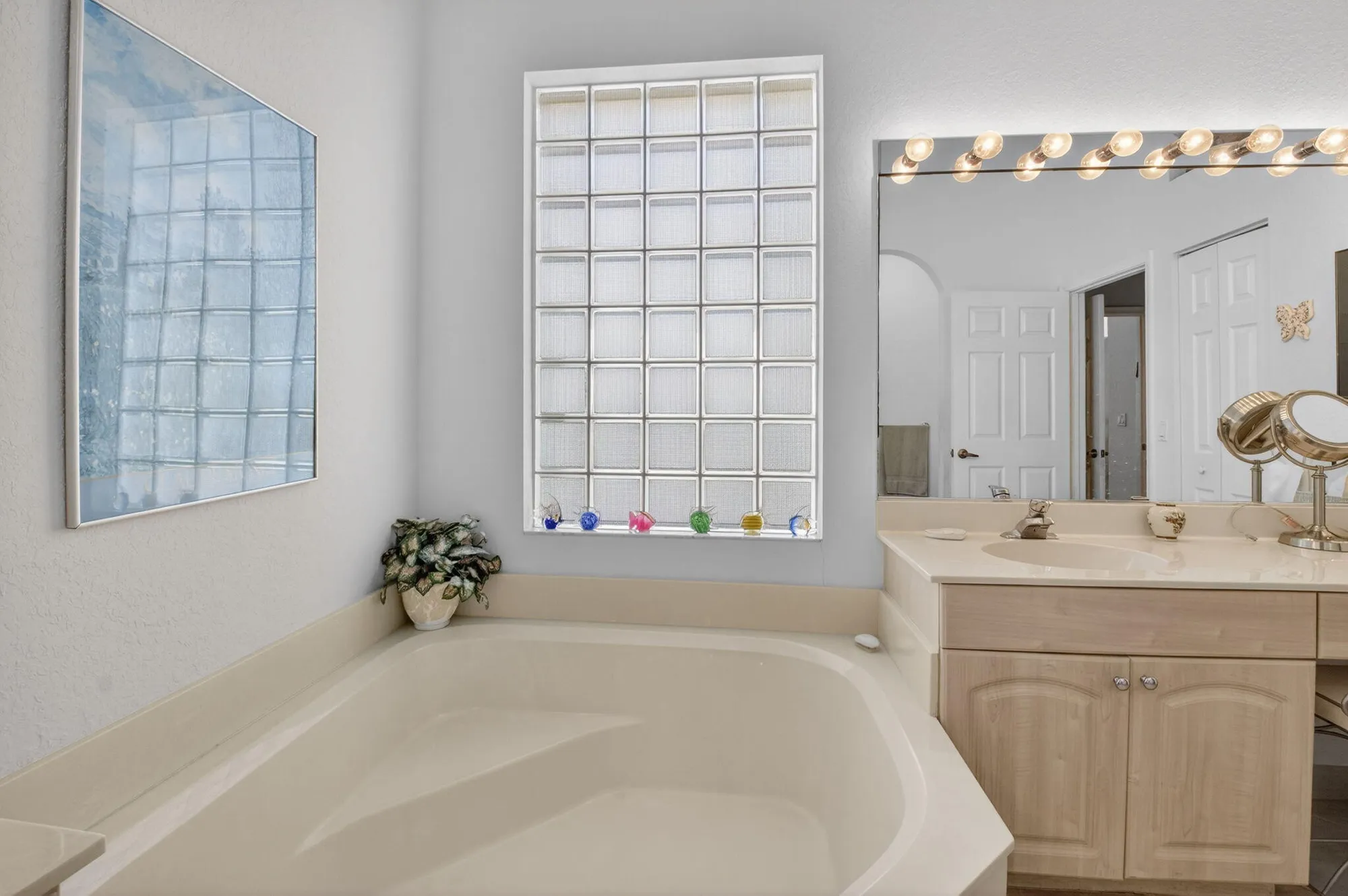 Property Slideshow image 33 of 81 | 10398 gold leaf dr, Boynton Beach, FL, 33437