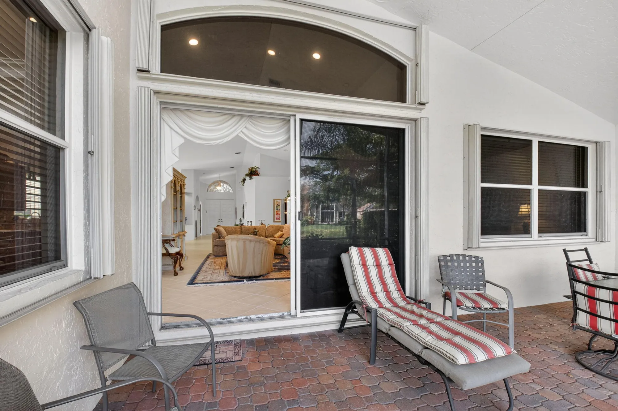 Property Slideshow image 46 of 81 | 10398 gold leaf dr, Boynton Beach, FL, 33437