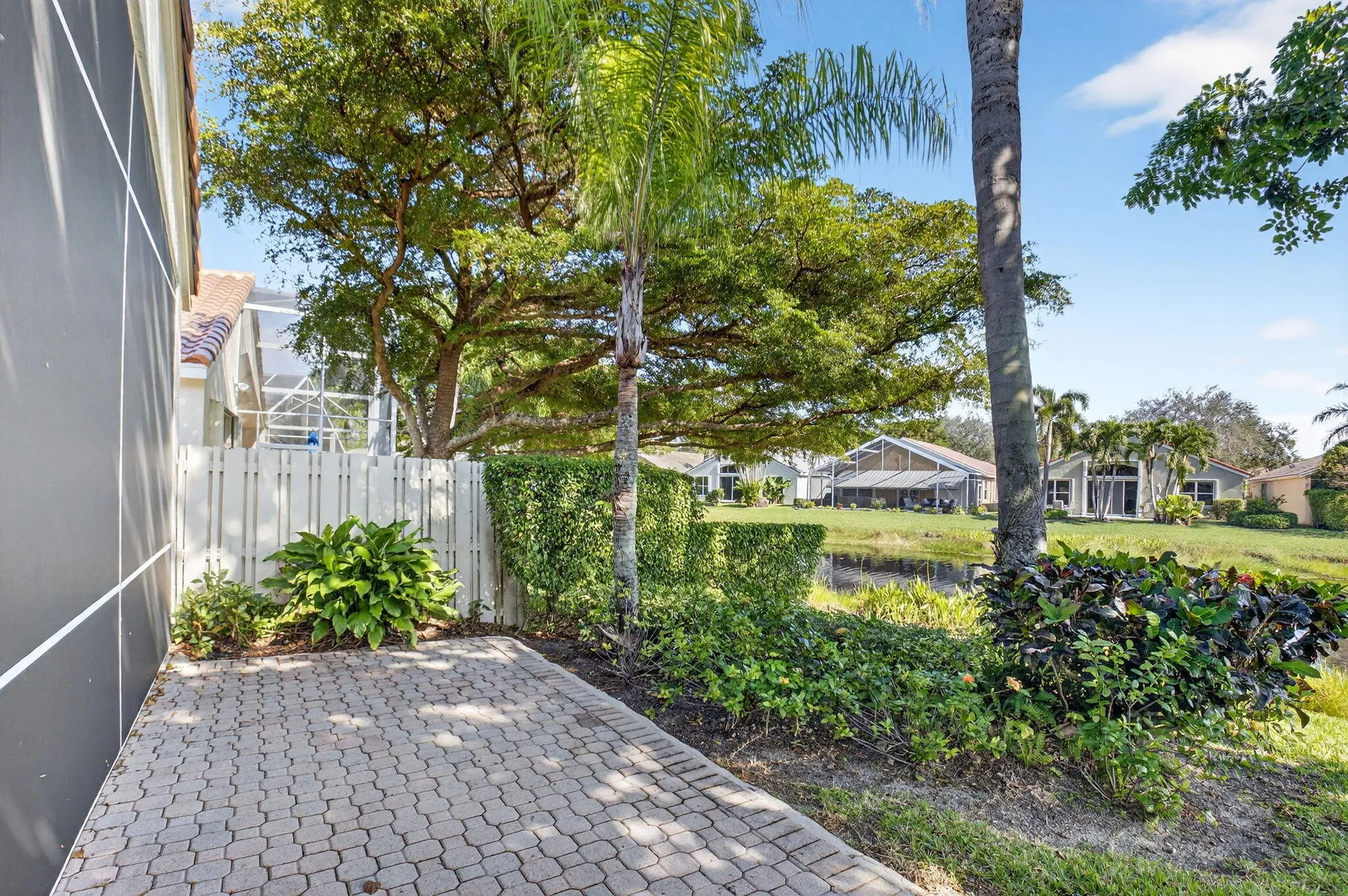 Property Slideshow image 50 of 81 | 10398 gold leaf dr, Boynton Beach, FL, 33437