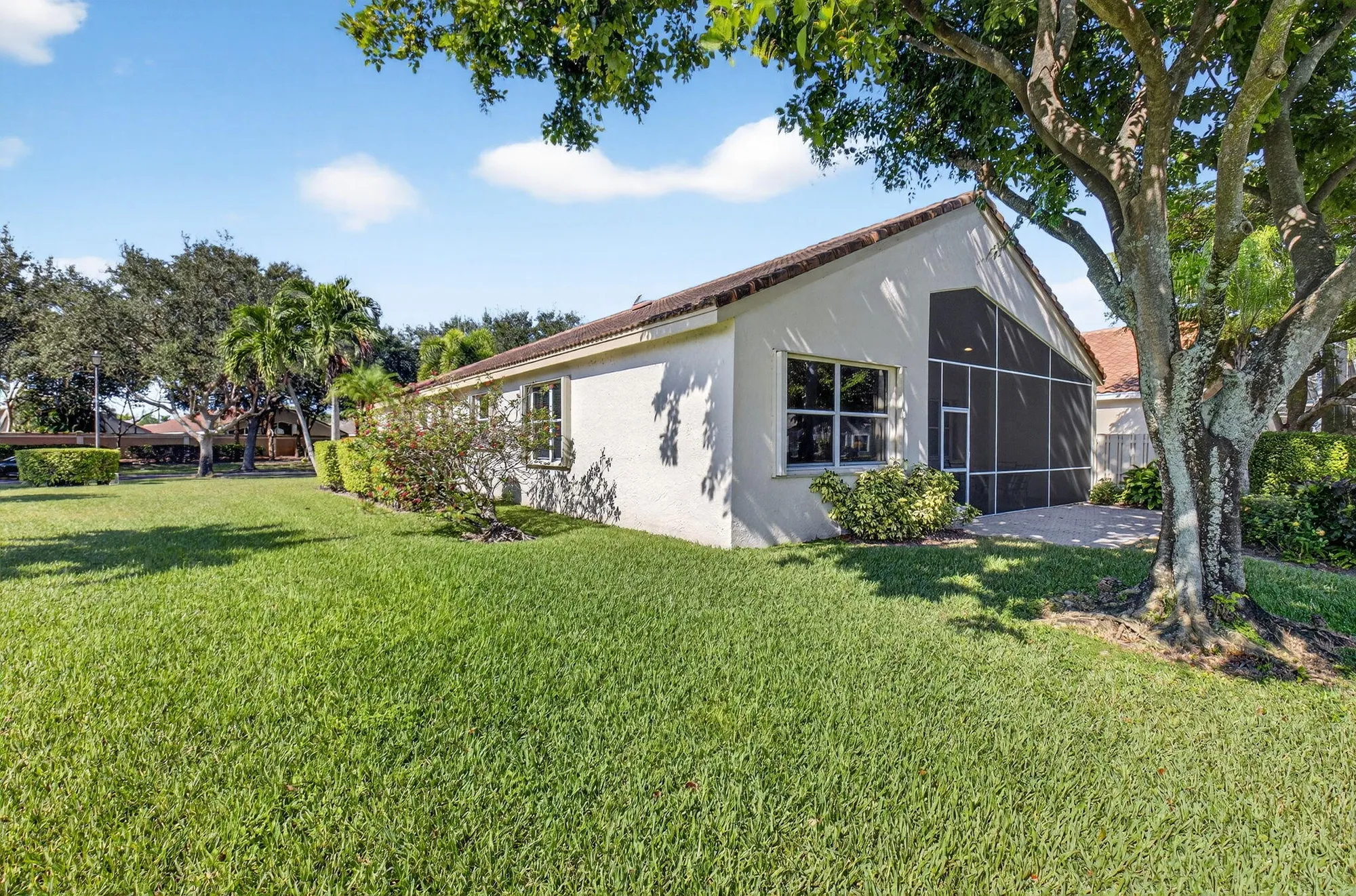 Property Slideshow image 53 of 81 | 10398 gold leaf dr, Boynton Beach, FL, 33437