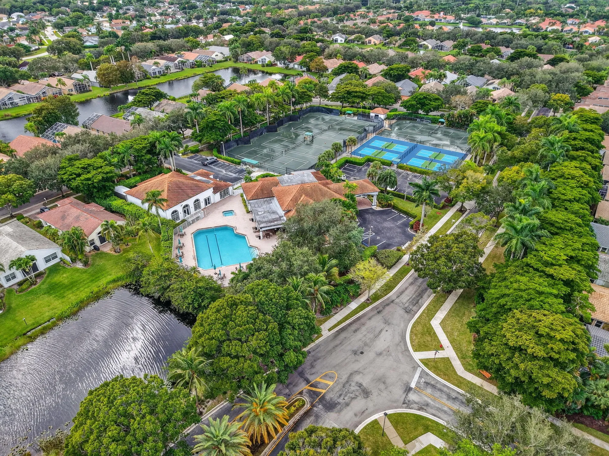 Property Slideshow image 65 of 81 | 10398 gold leaf dr, Boynton Beach, FL, 33437