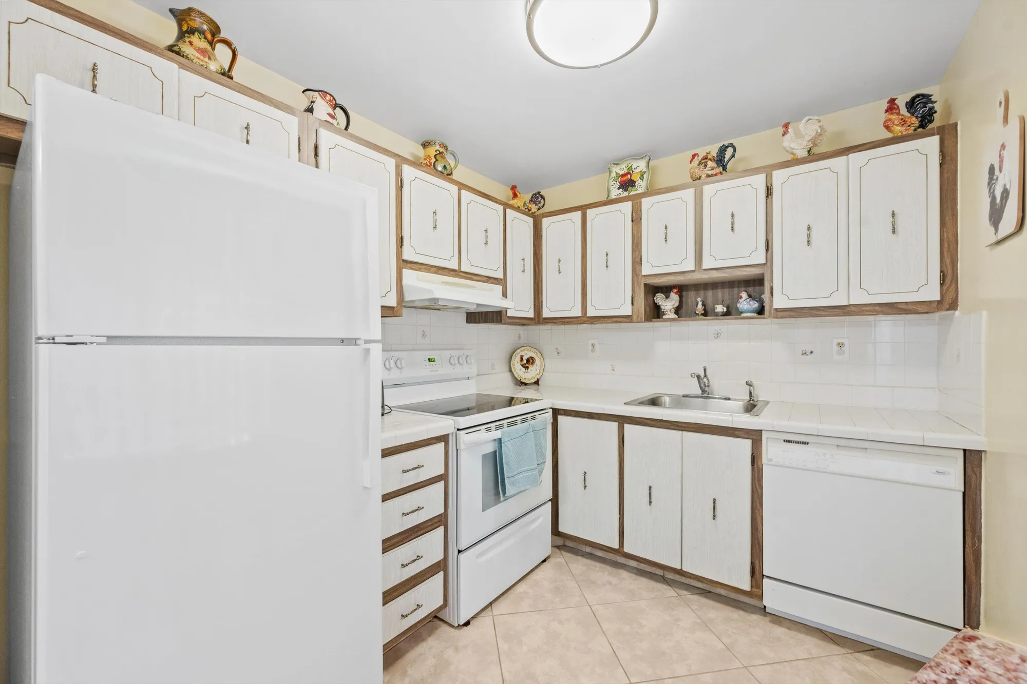 Property Slideshow image 10 of 21 | 507 normandy k, Delray Beach, FL, 33484