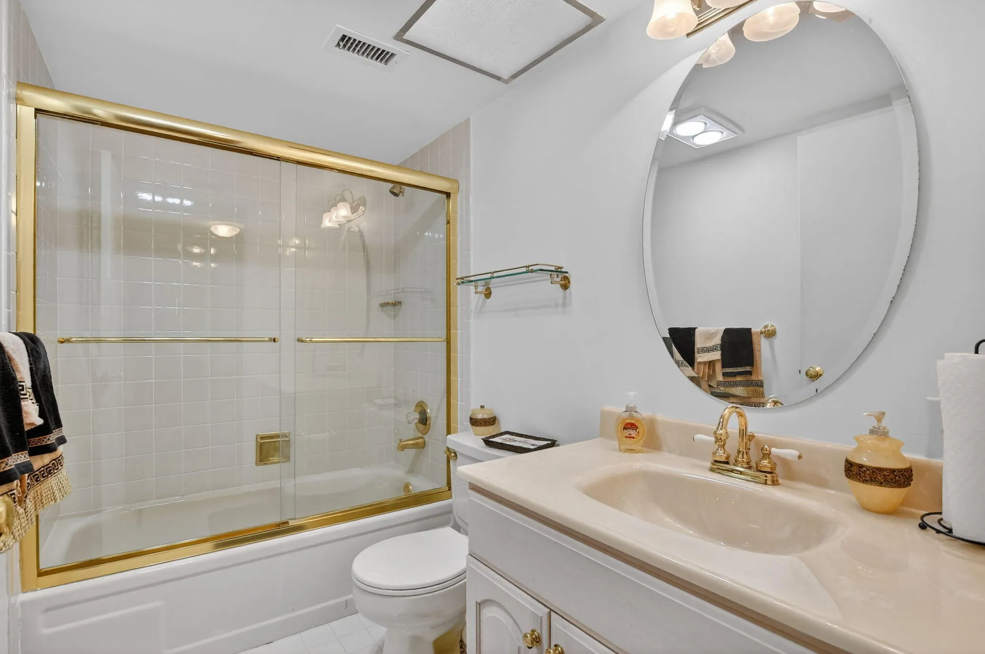 Property Slideshow image 24 of 43 | 23249 barwood ln 405, Boca Raton, FL, 33428