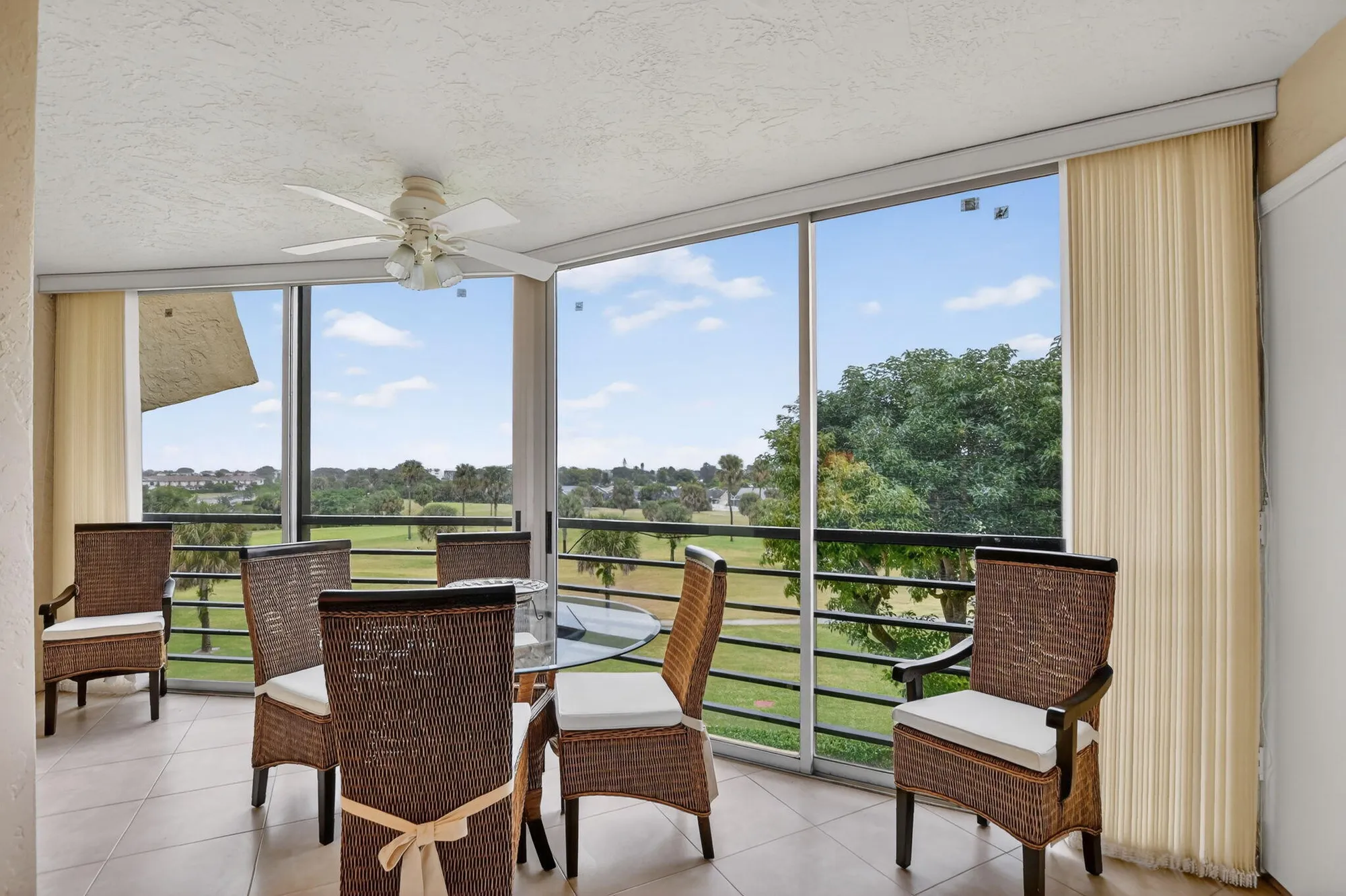 Property Slideshow image 26 of 43 | 23249 barwood ln 405, Boca Raton, FL, 33428