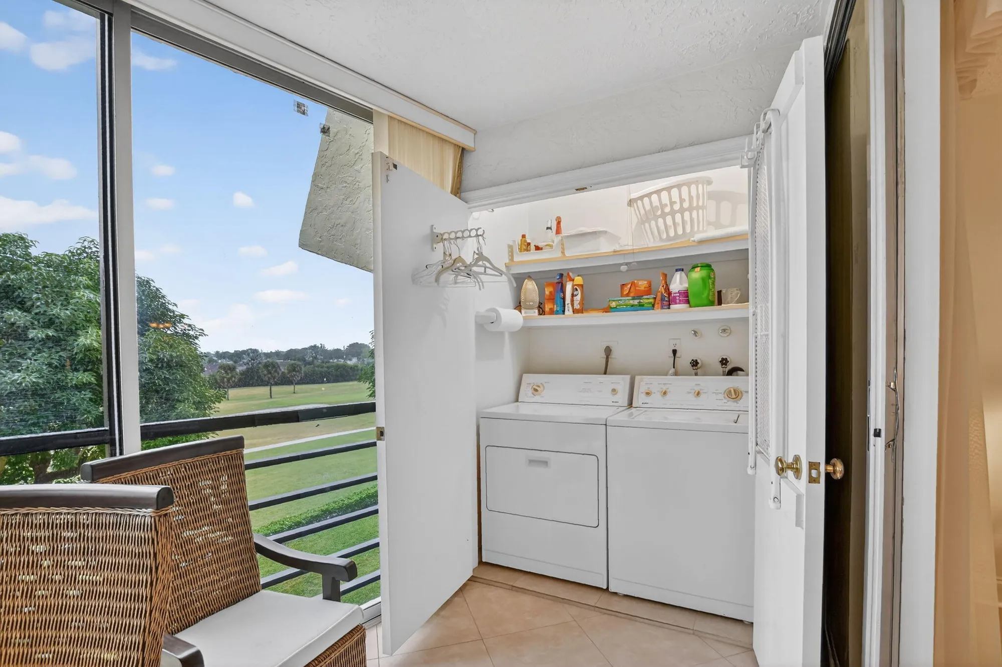 Property Slideshow image 30 of 43 | 23249 barwood ln 405, Boca Raton, FL, 33428