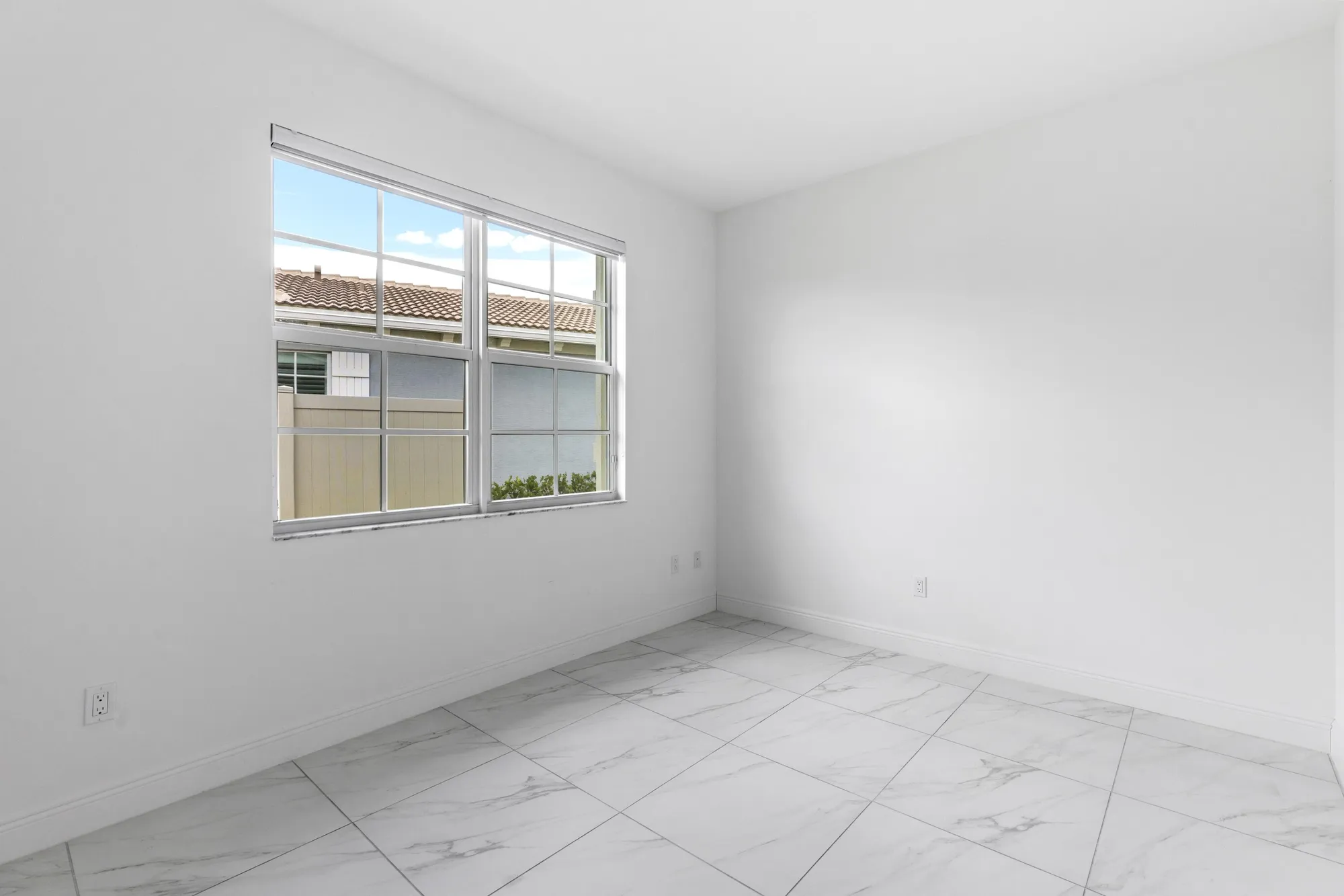 Property Slideshow image 14 of 53 | 26017 sw viterbo way, Port Saint Lucie, FL, 34986