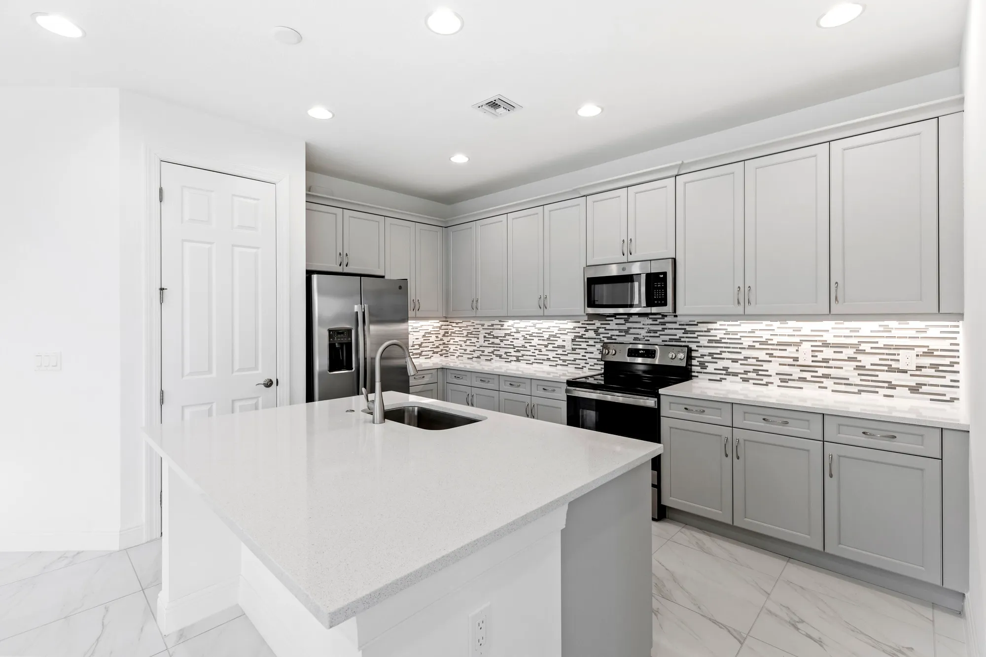 Property Slideshow image 5 of 53 | 26017 sw viterbo way, Port Saint Lucie, FL, 34986