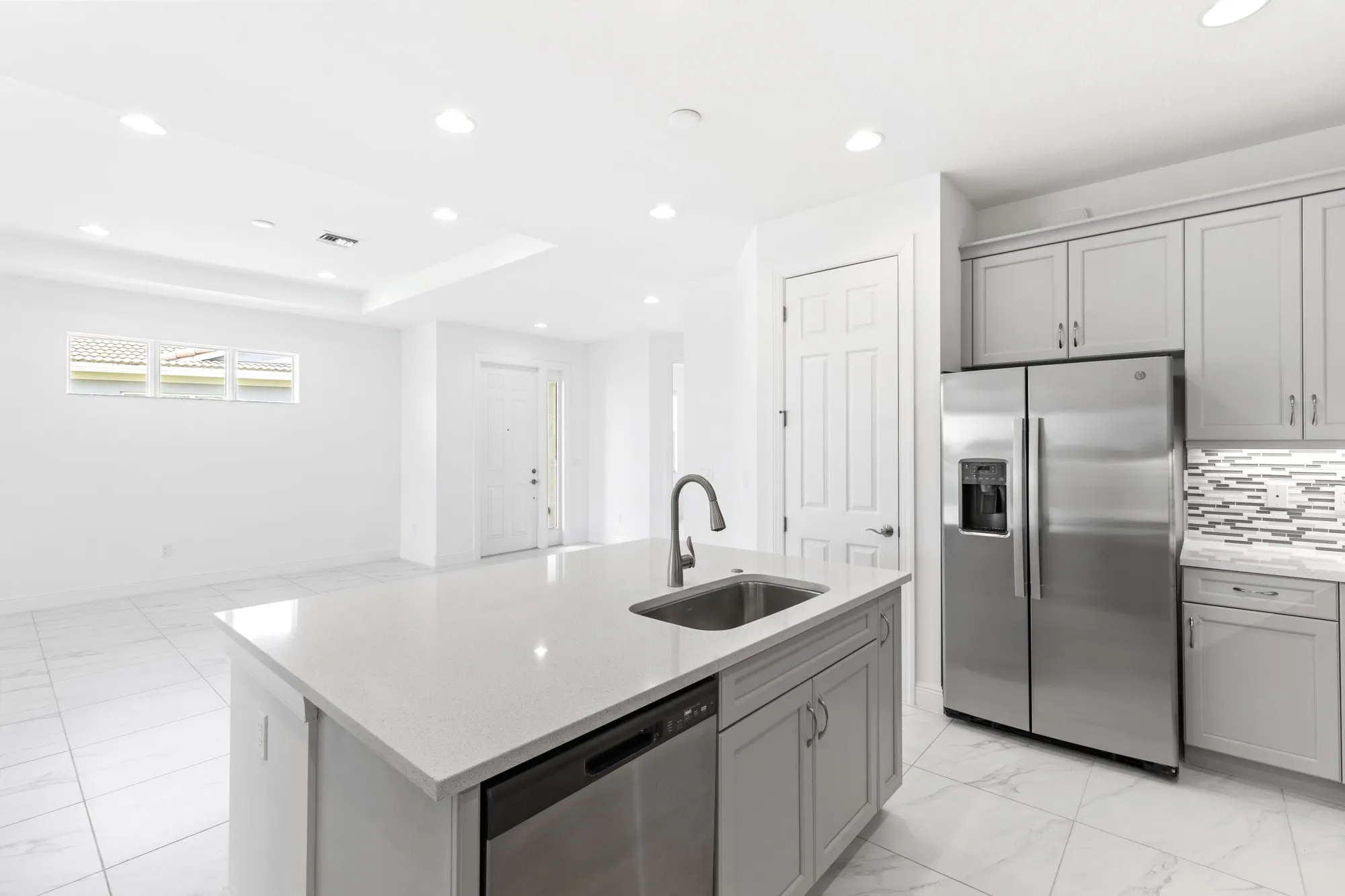 Property Slideshow image 10 of 53 | 26017 sw viterbo way, Port Saint Lucie, FL, 34986