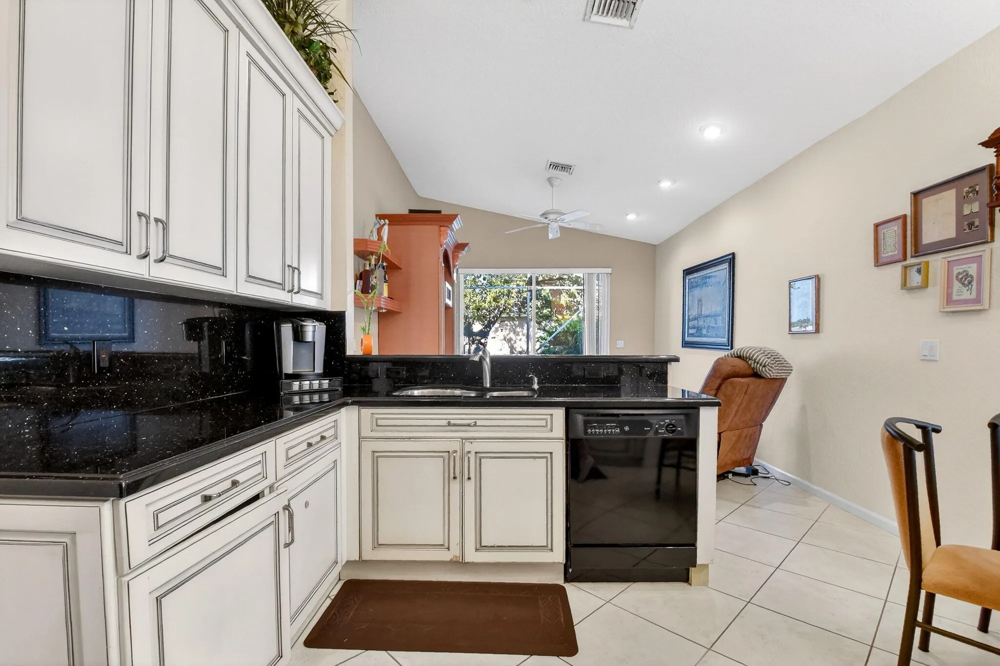 Property Slideshow image 17 of 83 | 9365 vercelli st, Lake Worth, FL, 33467
