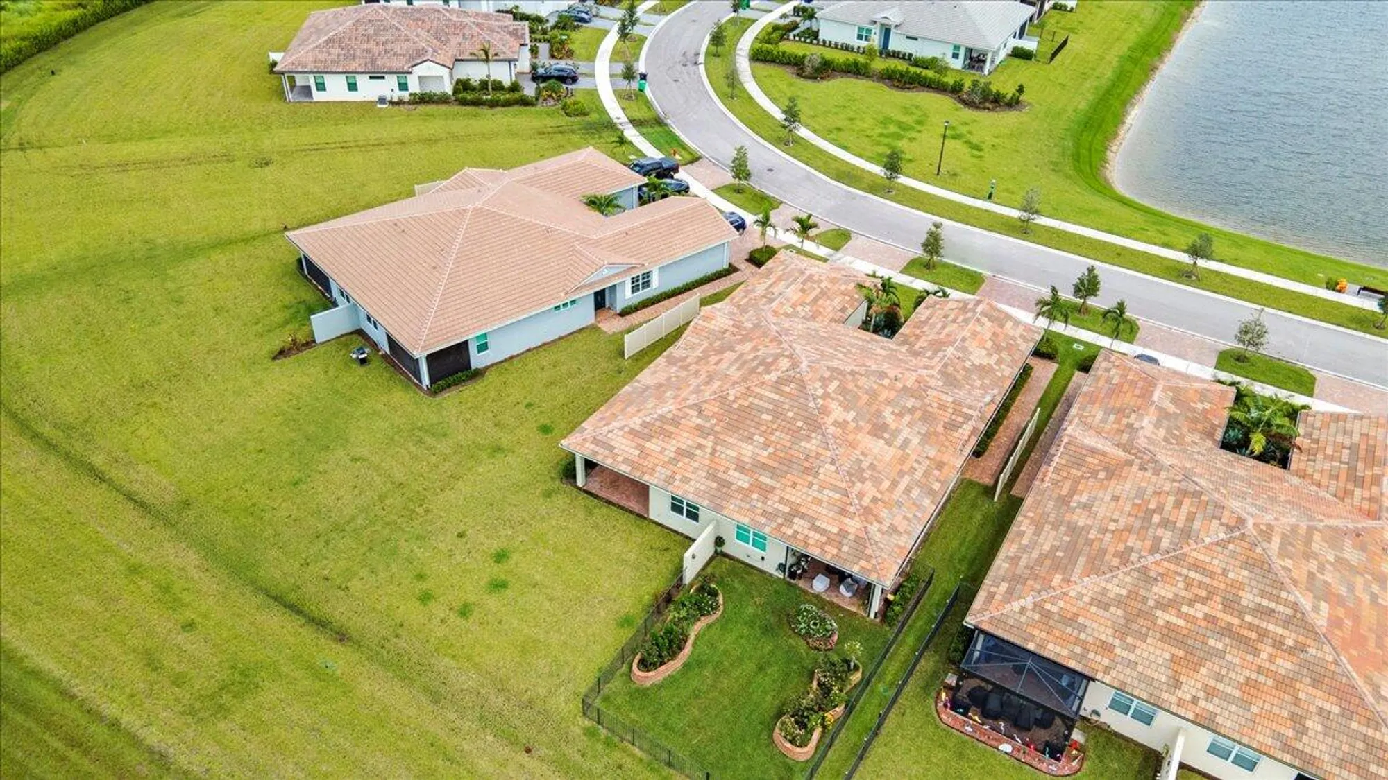 Property Slideshow image 24 of 53 | 26017 sw viterbo way, Port Saint Lucie, FL, 34986