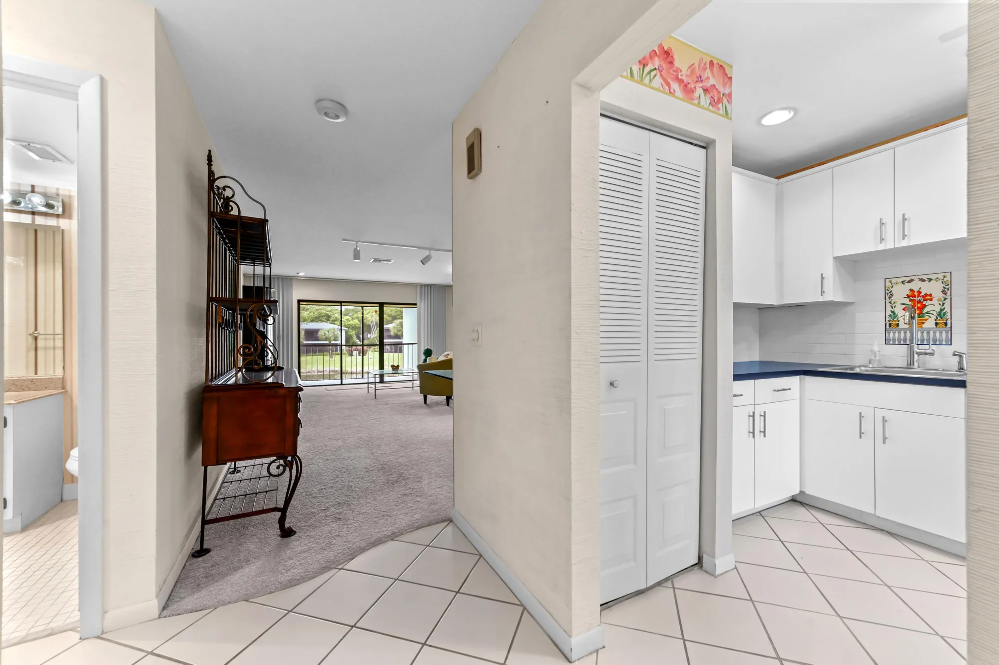 Property Slideshow image 5 of 42 | 33 southport ln d, Boynton Beach, FL, 33436