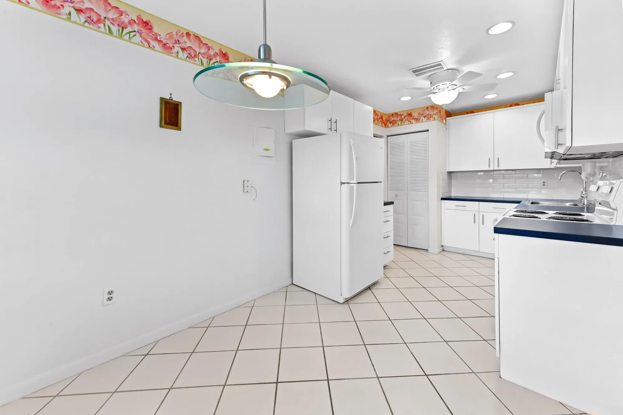 Property Slideshow image 10 of 42 | 33 southport ln d, Boynton Beach, FL, 33436