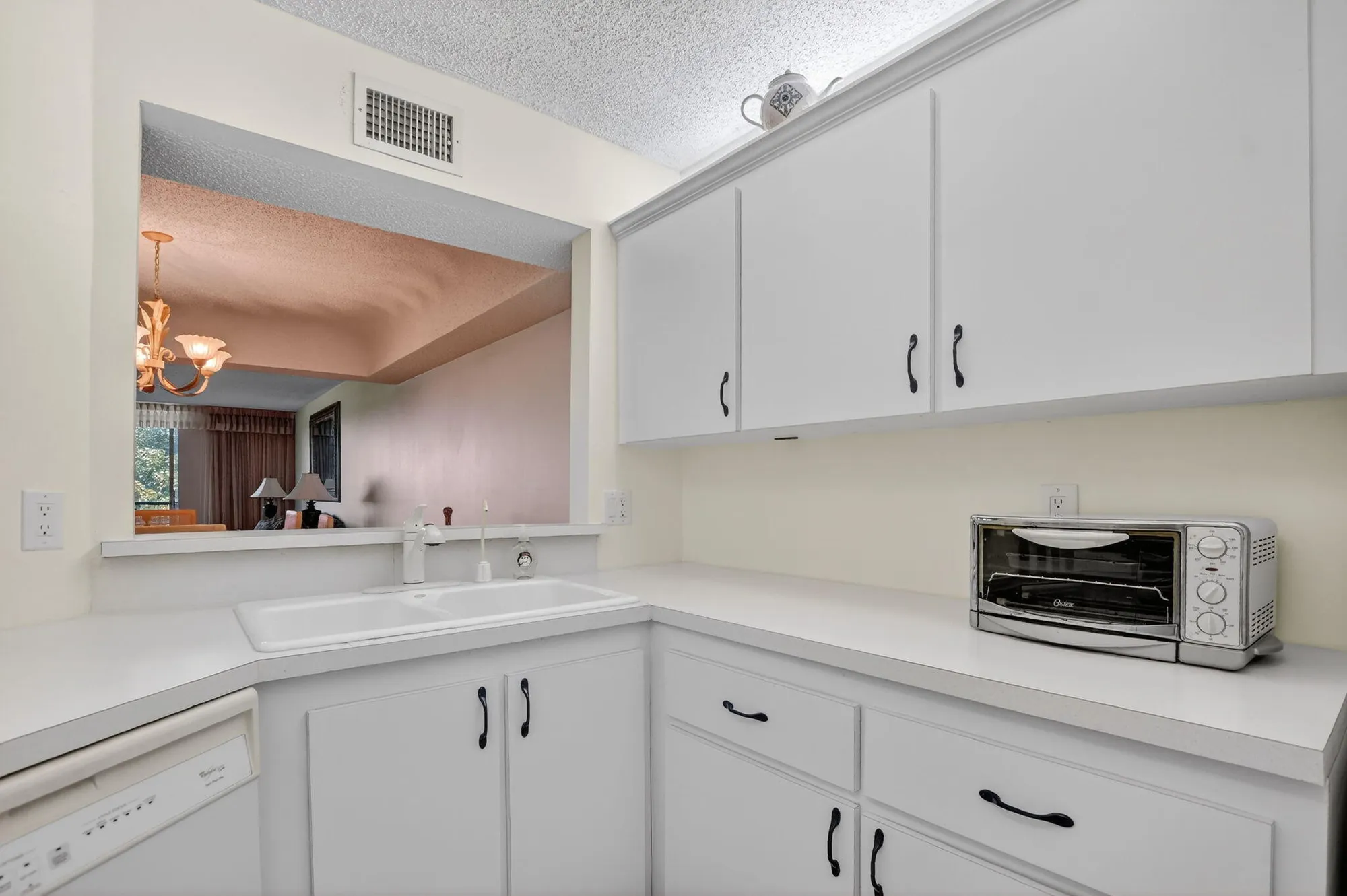 Property Slideshow image 3 of 43 | 23249 barwood ln 405, Boca Raton, FL, 33428