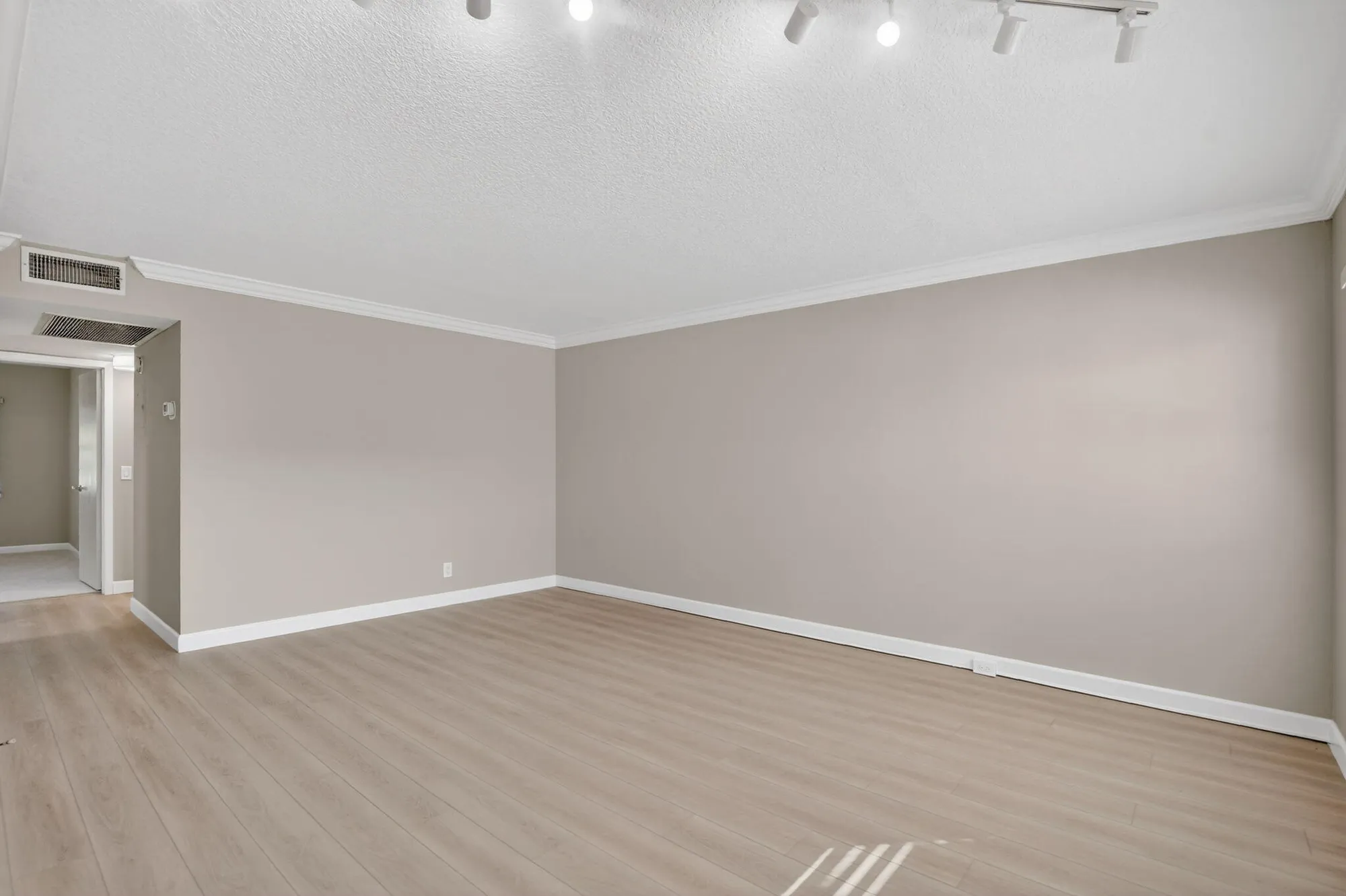 Property Slideshow image 8 of 43 | 277 brighton g, Boca Raton, FL, 33434